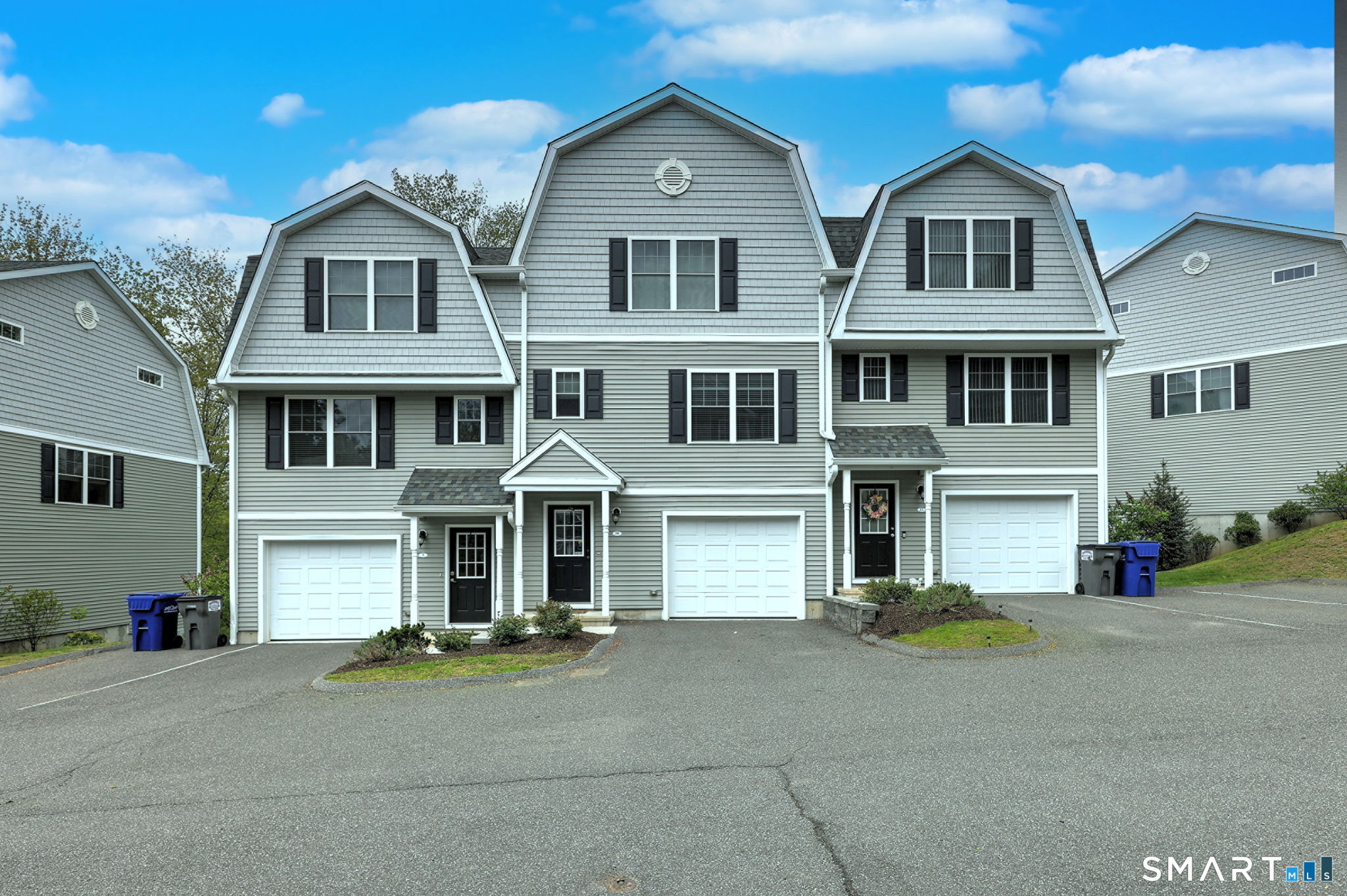 Homes for sale in Bethel, CT | 10 Barnum Ct #10, Bethel, CT 06801 | MLS# 24174536