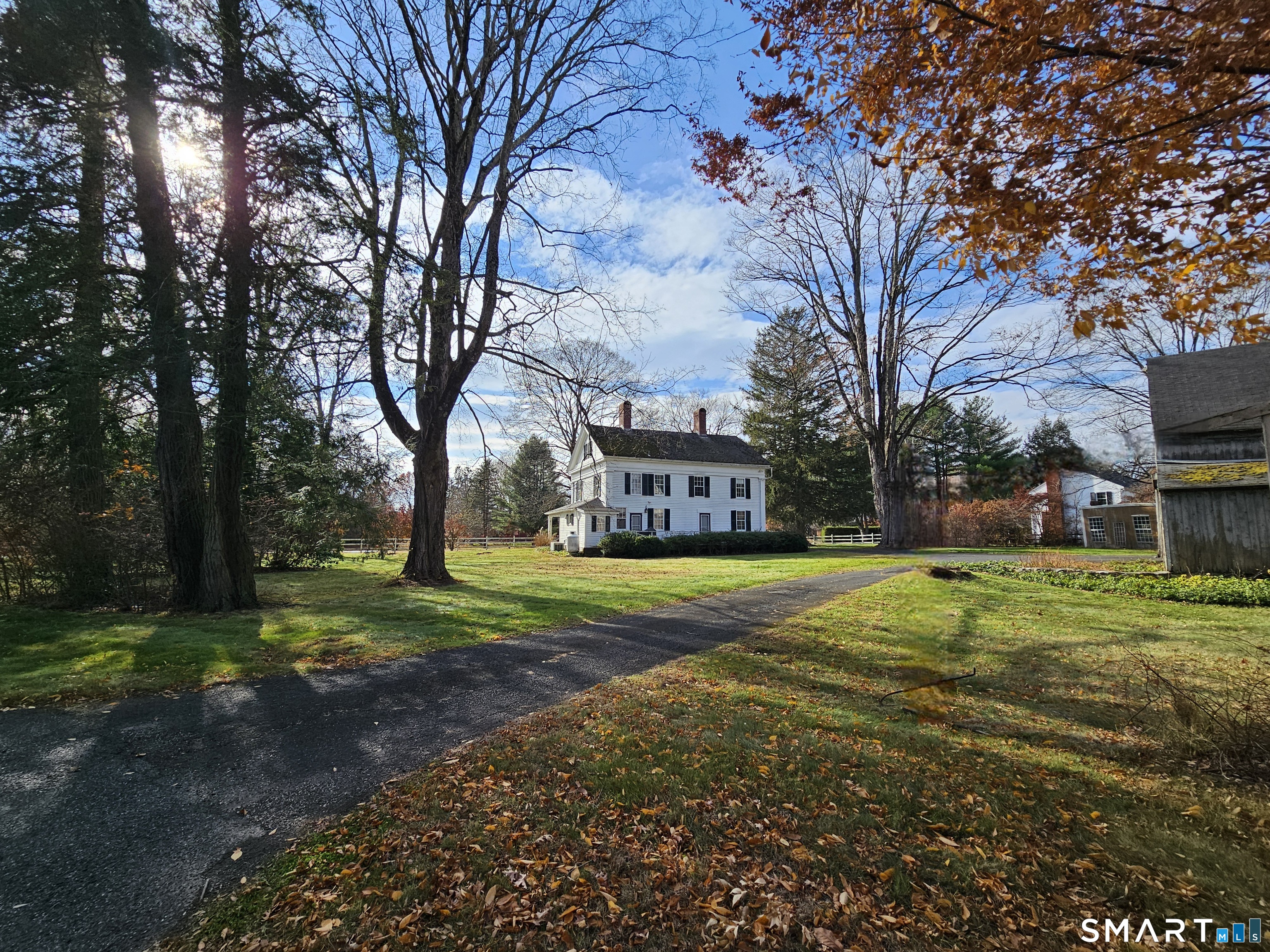 Homes for sale in Woodbury, CT | 28 School St, Woodbury, CT 06798 | MLS# 24138386