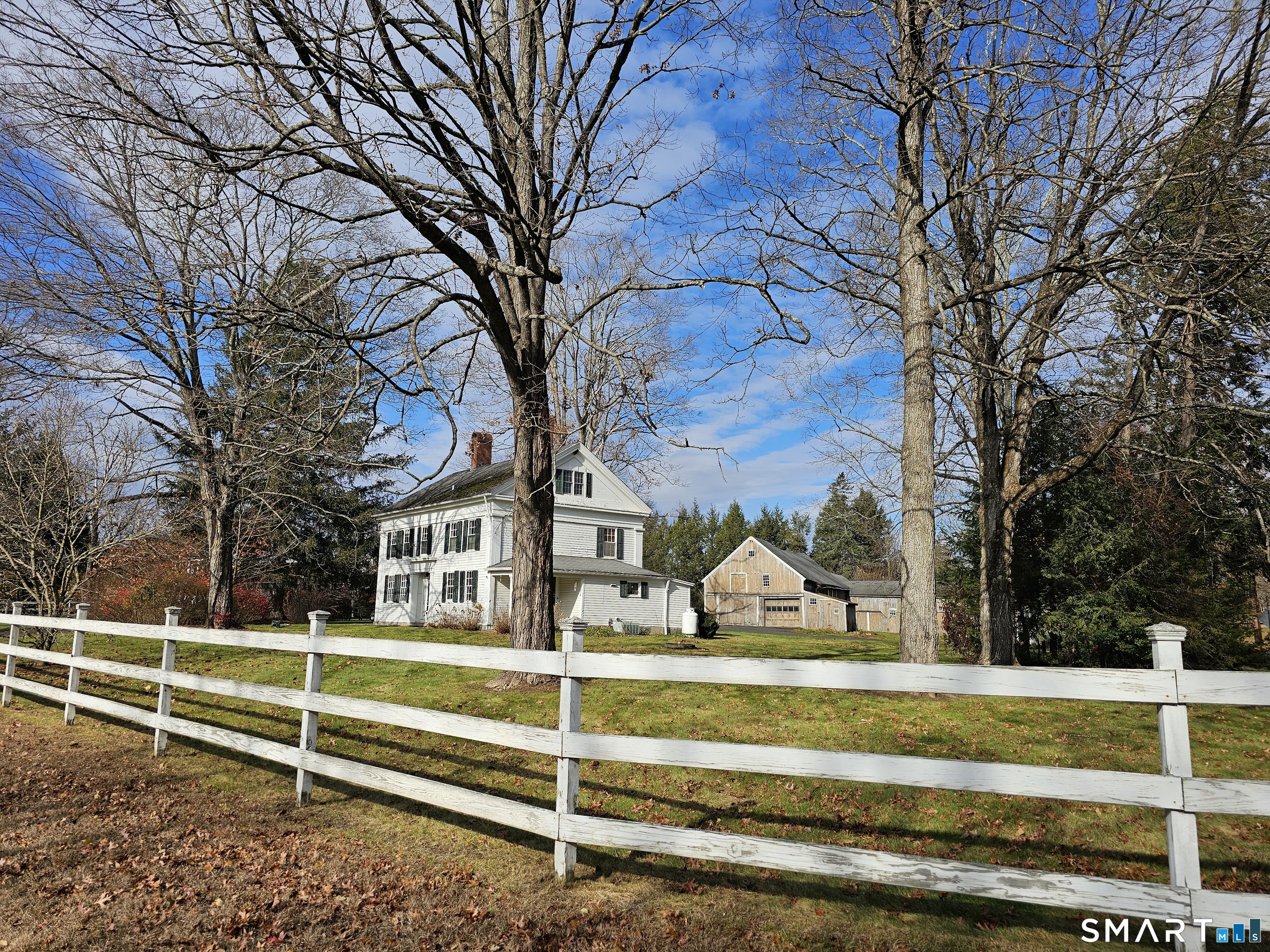 Homes for sale in Woodbury, CT | 28 School St, Woodbury, CT 06798 | MLS# 24138386