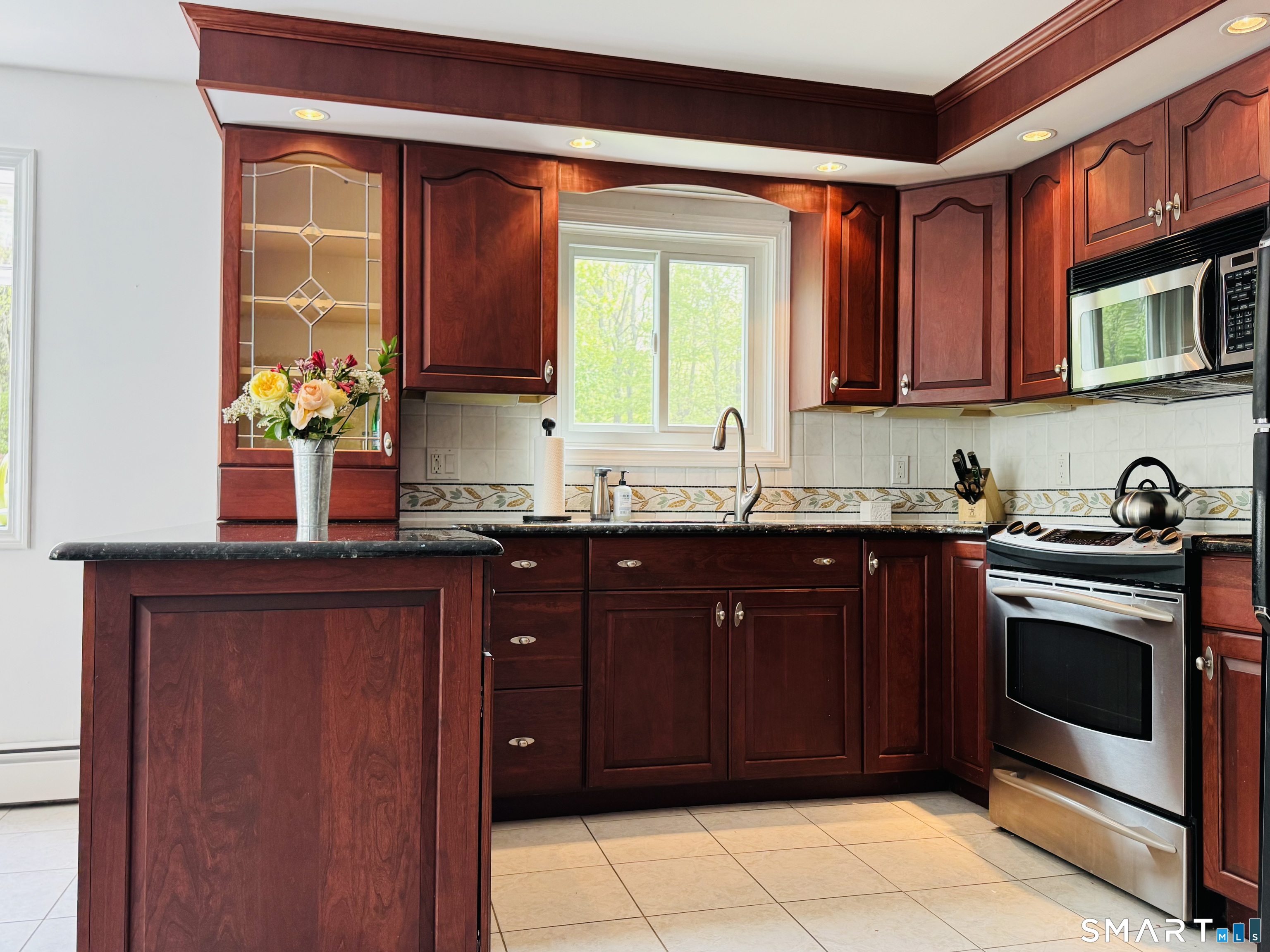 Homes for sale in Wolcott, CT | 1514 Woodtick Rd, Wolcott, CT 06716 | MLS# 24174814