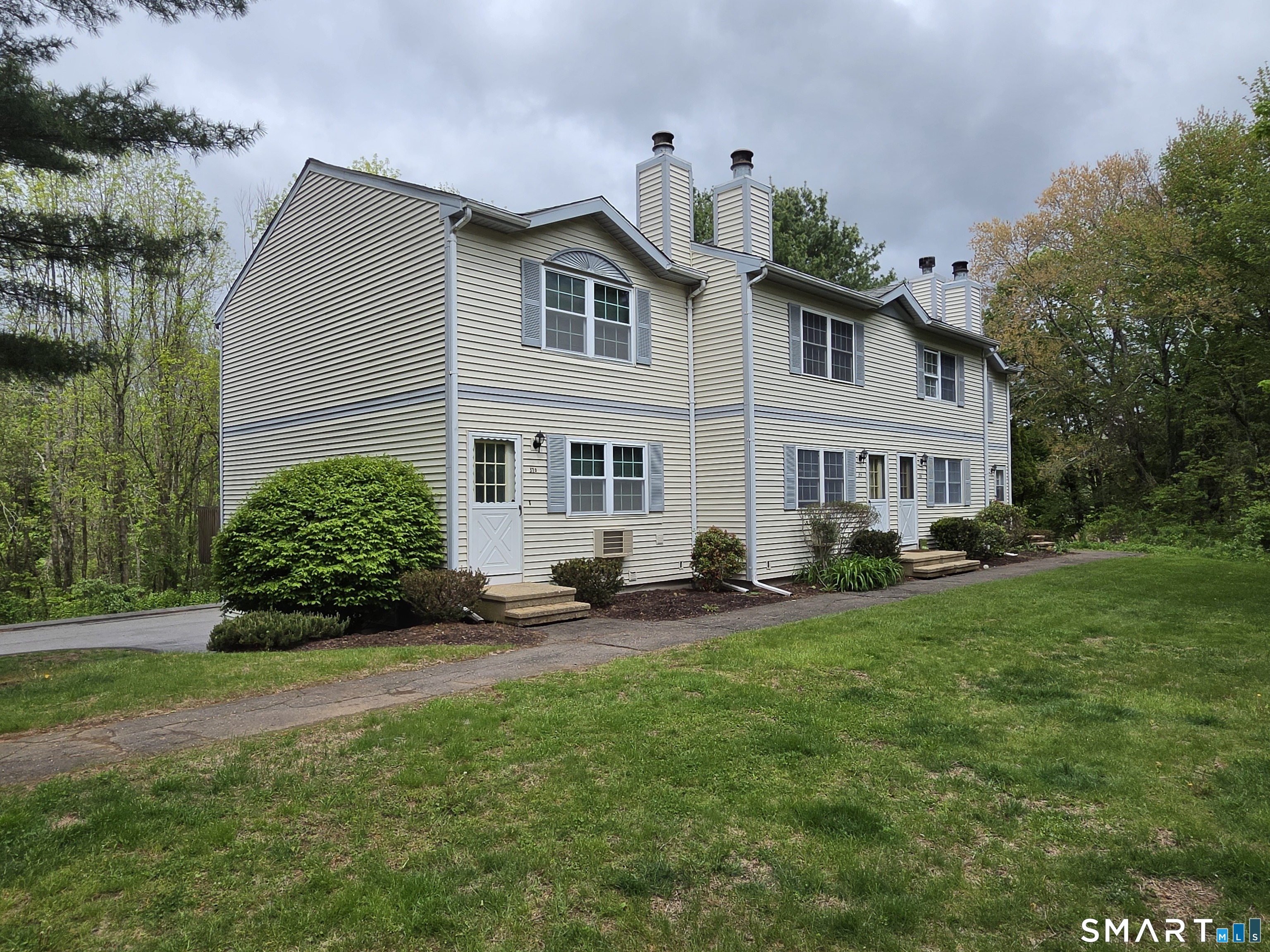 Featured Listing Photo