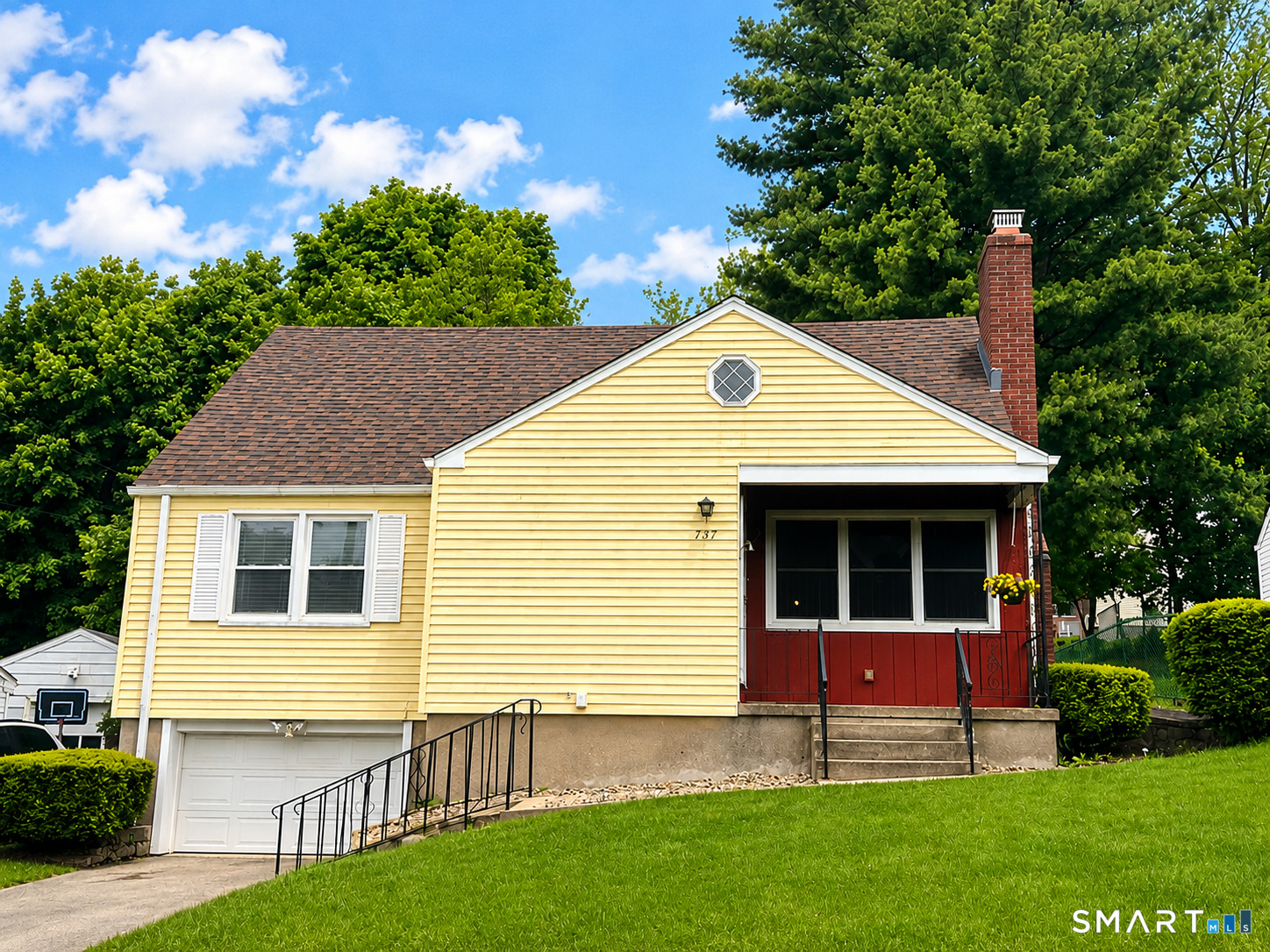 Featured Listing Photo