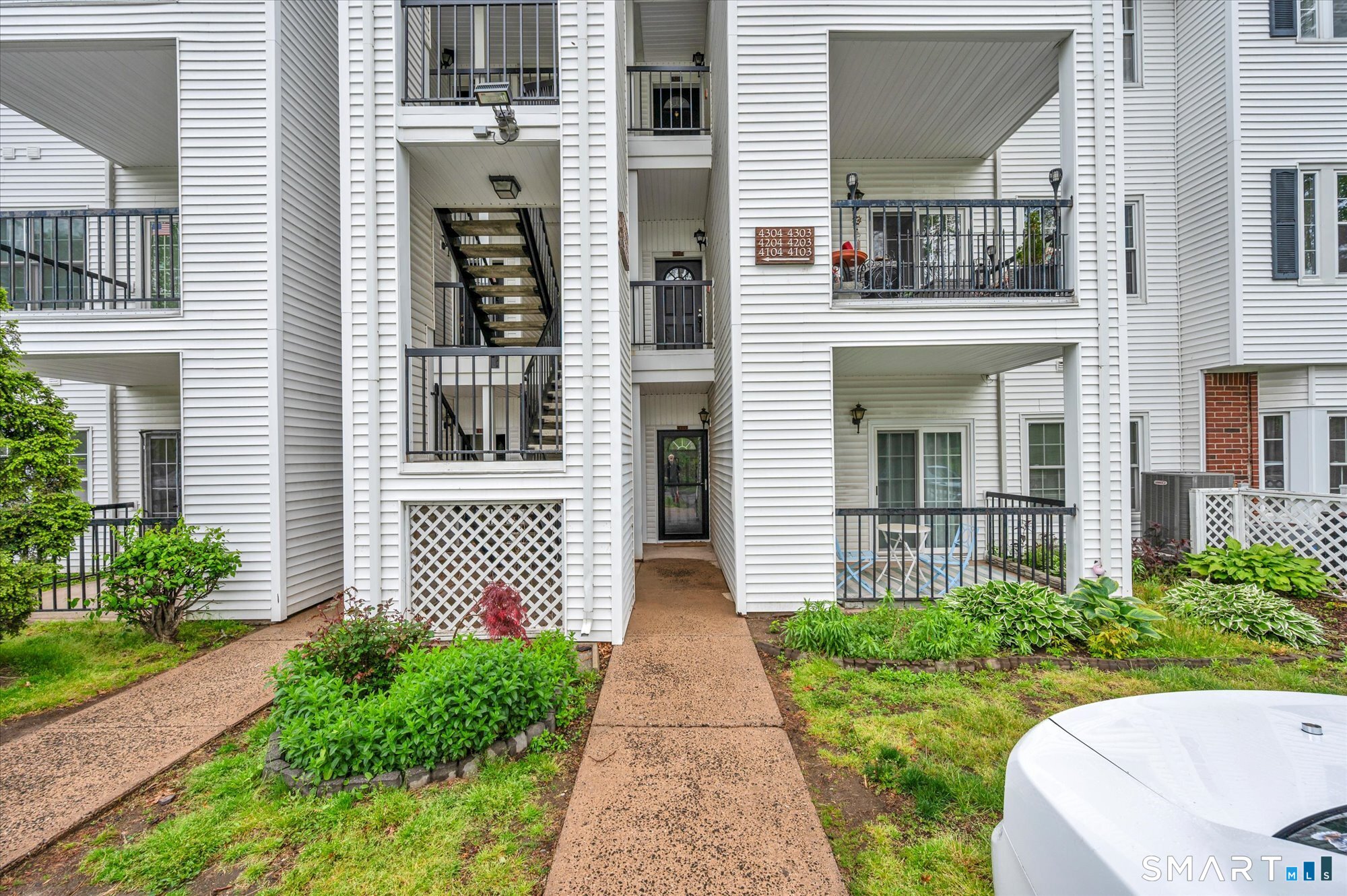 Homes for sale in East Hartford, CT | 31 High St #4104, East Hartford, CT 06118 | MLS# 24176154