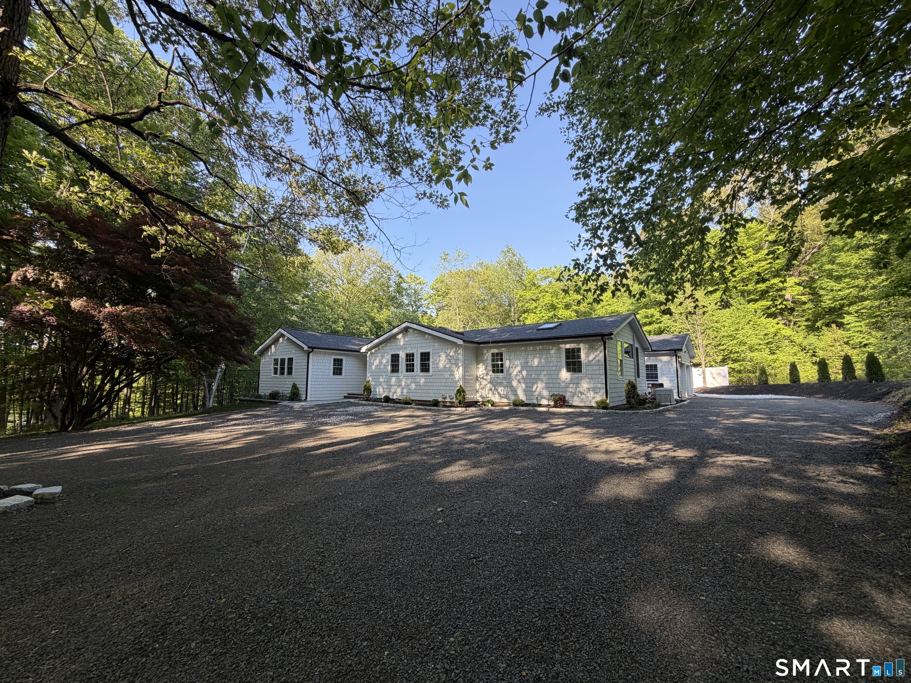 Homes for sale in Guilford, CT | 1607 Great Hill Rd, Guilford, CT 06437 | MLS# 24166836