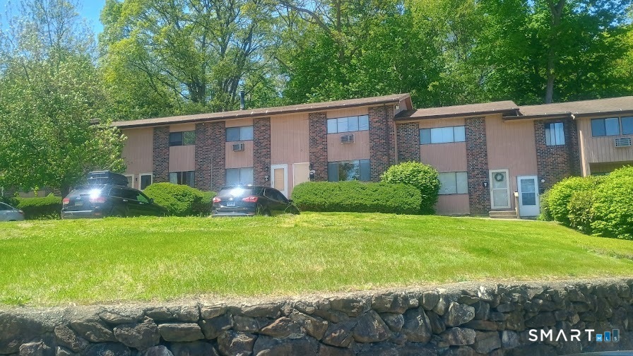 244 Oakville Avenue #F, Waterbury, CT 06708