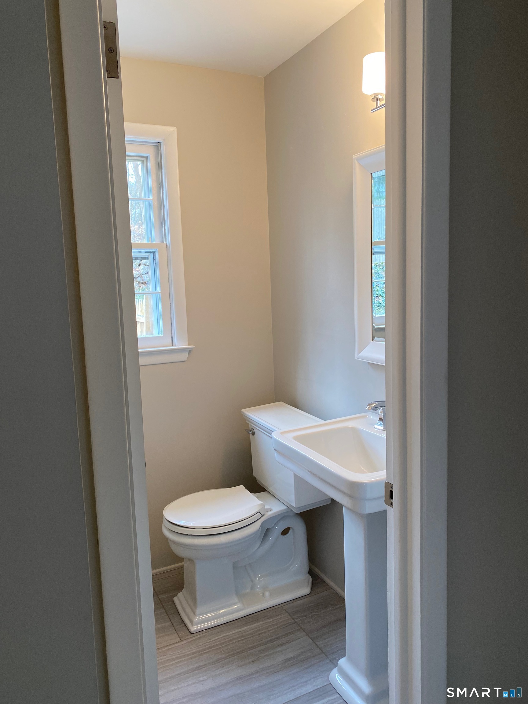 135 Millport Avenue, New Canaan, Connecticut photo 5
