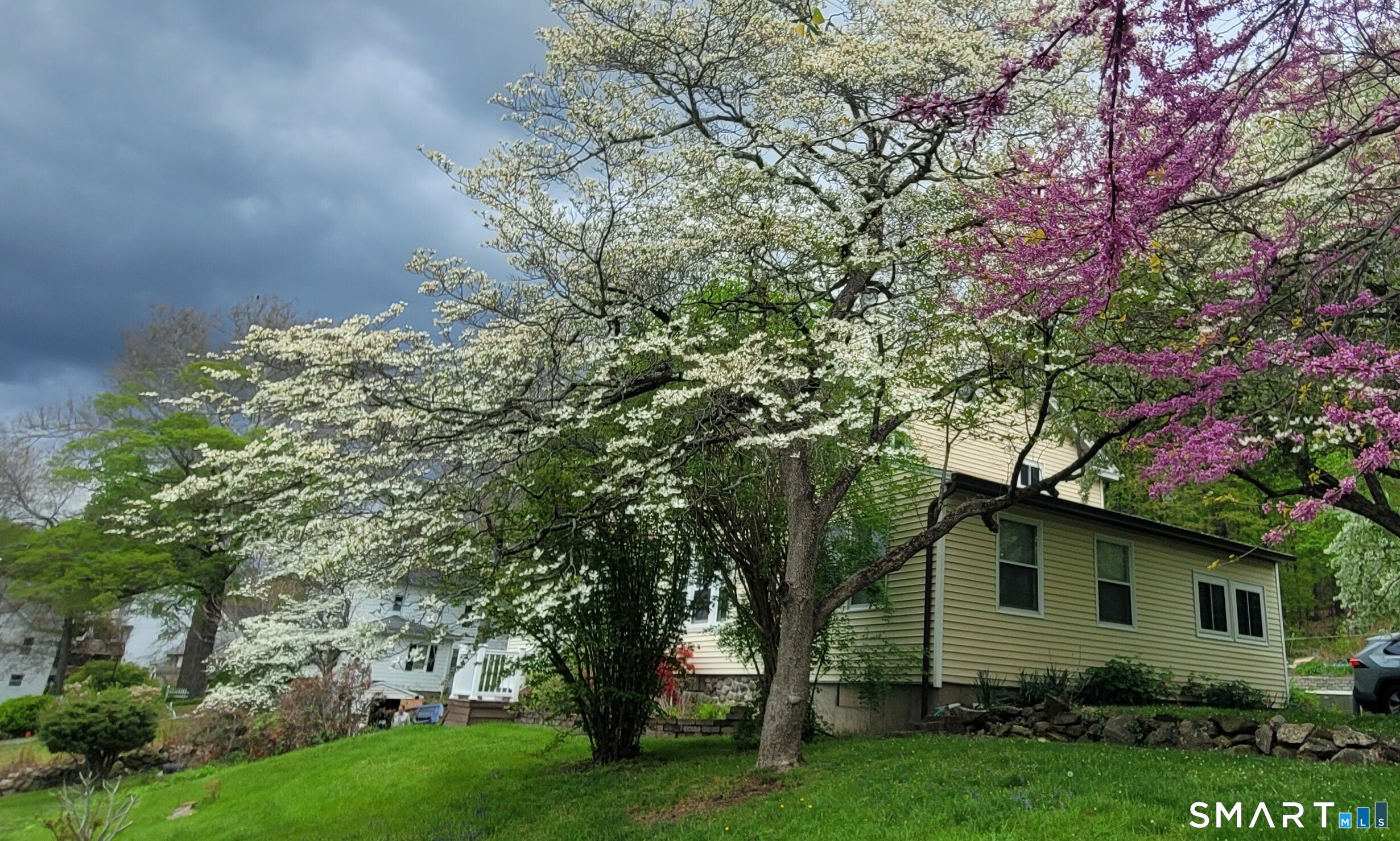 Homes for sale in Naugatuck, CT | 130 Woodbine St, Naugatuck, CT 06770 | MLS# 24176476