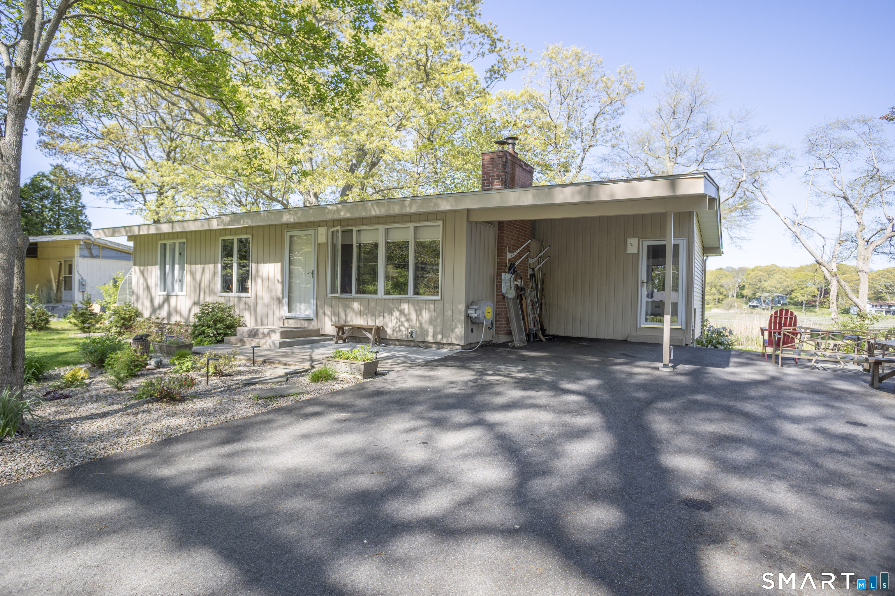 18 Cedarwood Lane