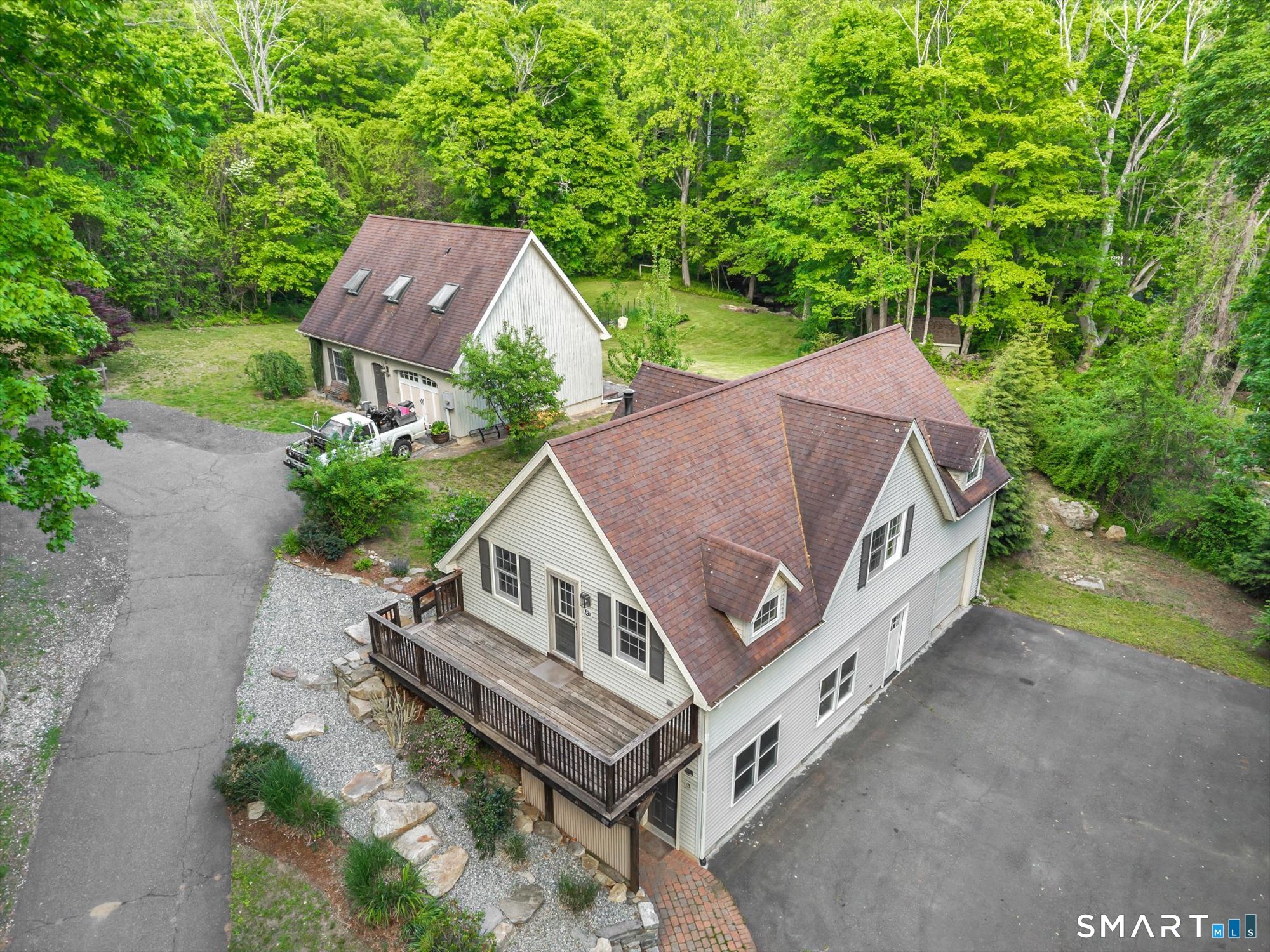19 Moodus Leesville Road