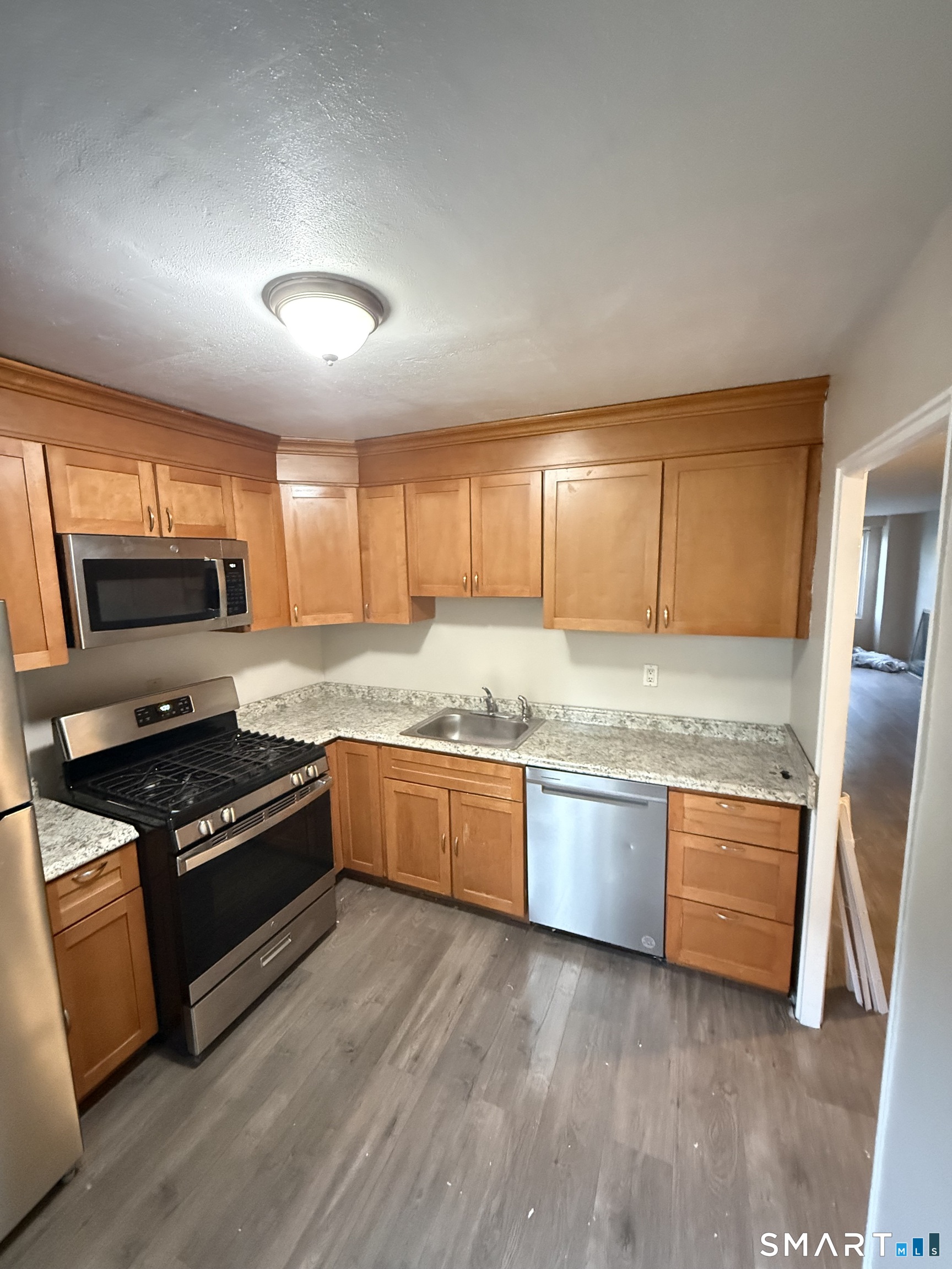 71 Strawberry Hill, Stamford, 06902, 2 Bedrooms Bedrooms, 0 ,1 BathroomBathrooms,Residential Rental,For Sale,Strawberry Hill,0,24176602
