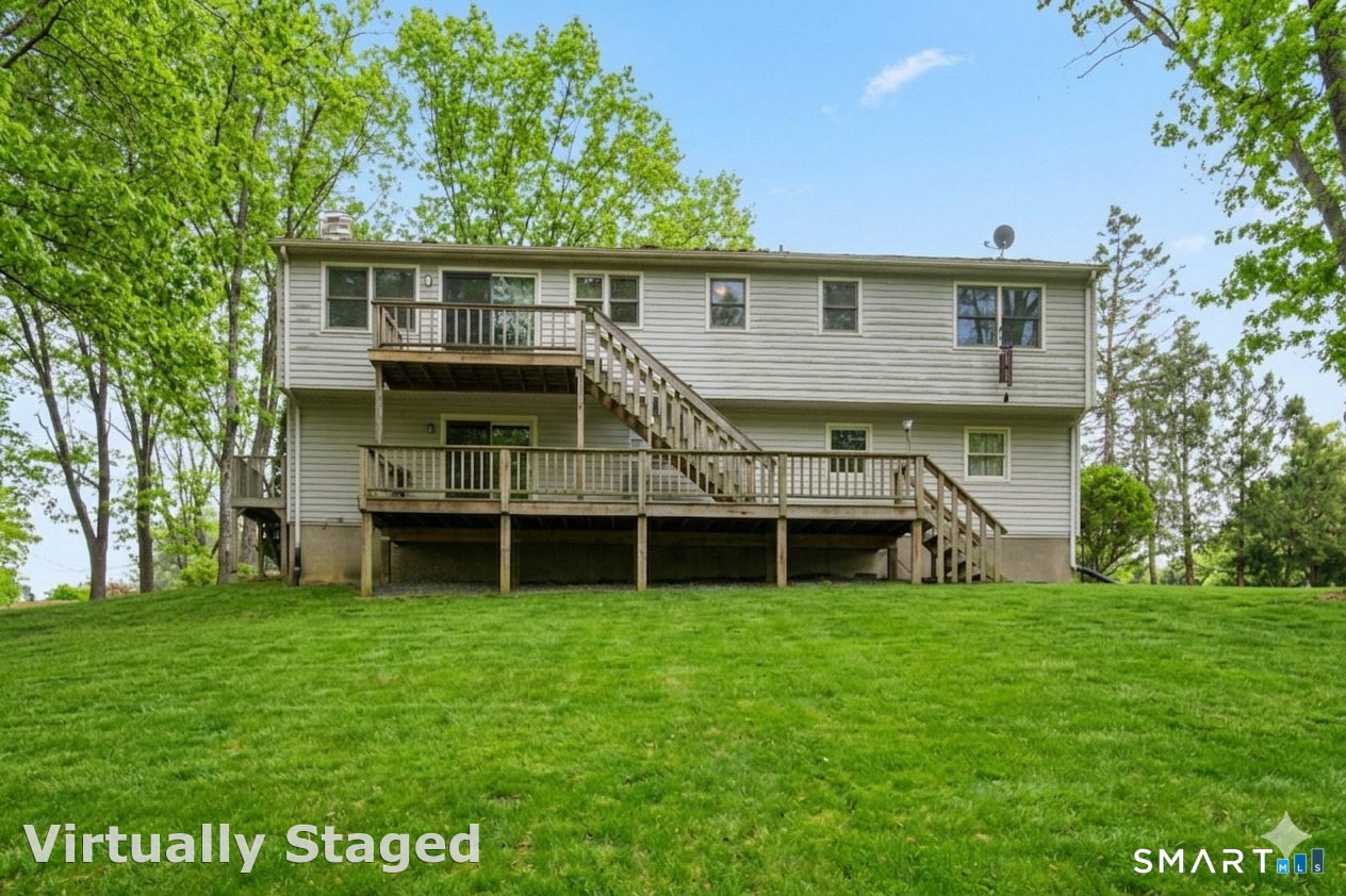 Homes for sale in Windsor Locks, CT | 4 Woodland Hollow St, Windsor Locks, CT 06096 | MLS# 24177365