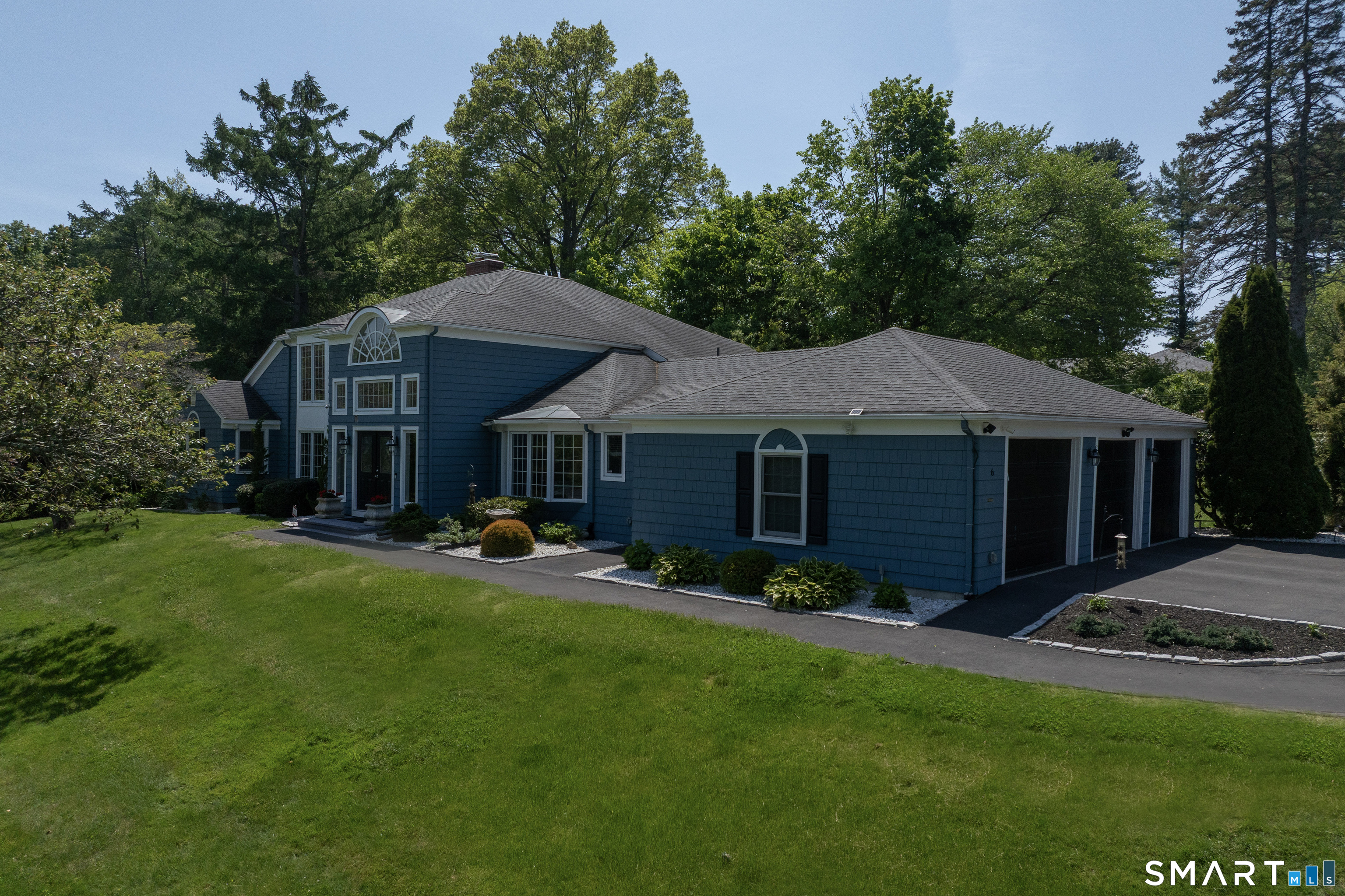 Homes for sale in Branford, CT | 15 Griffing Pond Rd, Branford, CT 06405 | MLS# 24149058