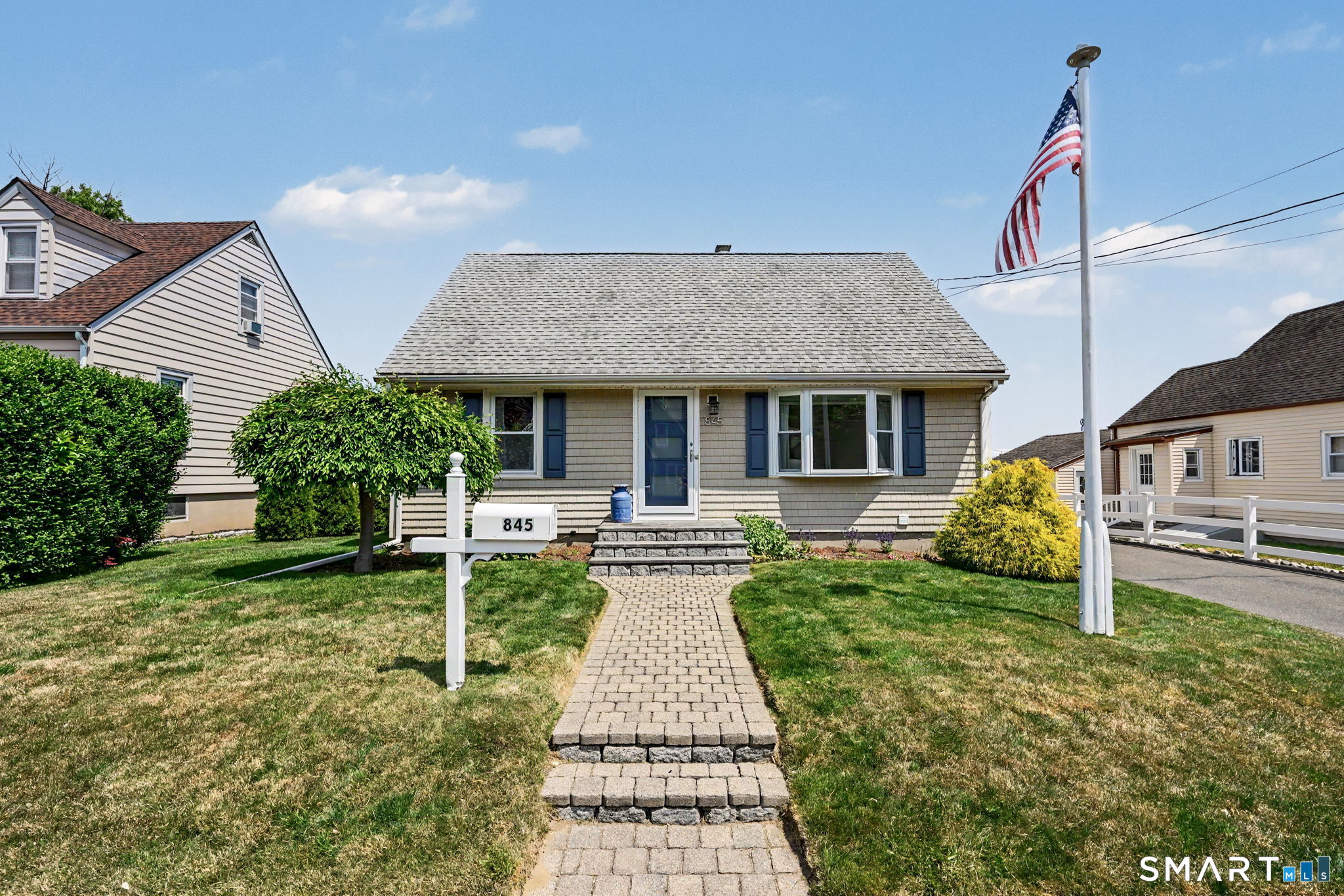 Main property photo