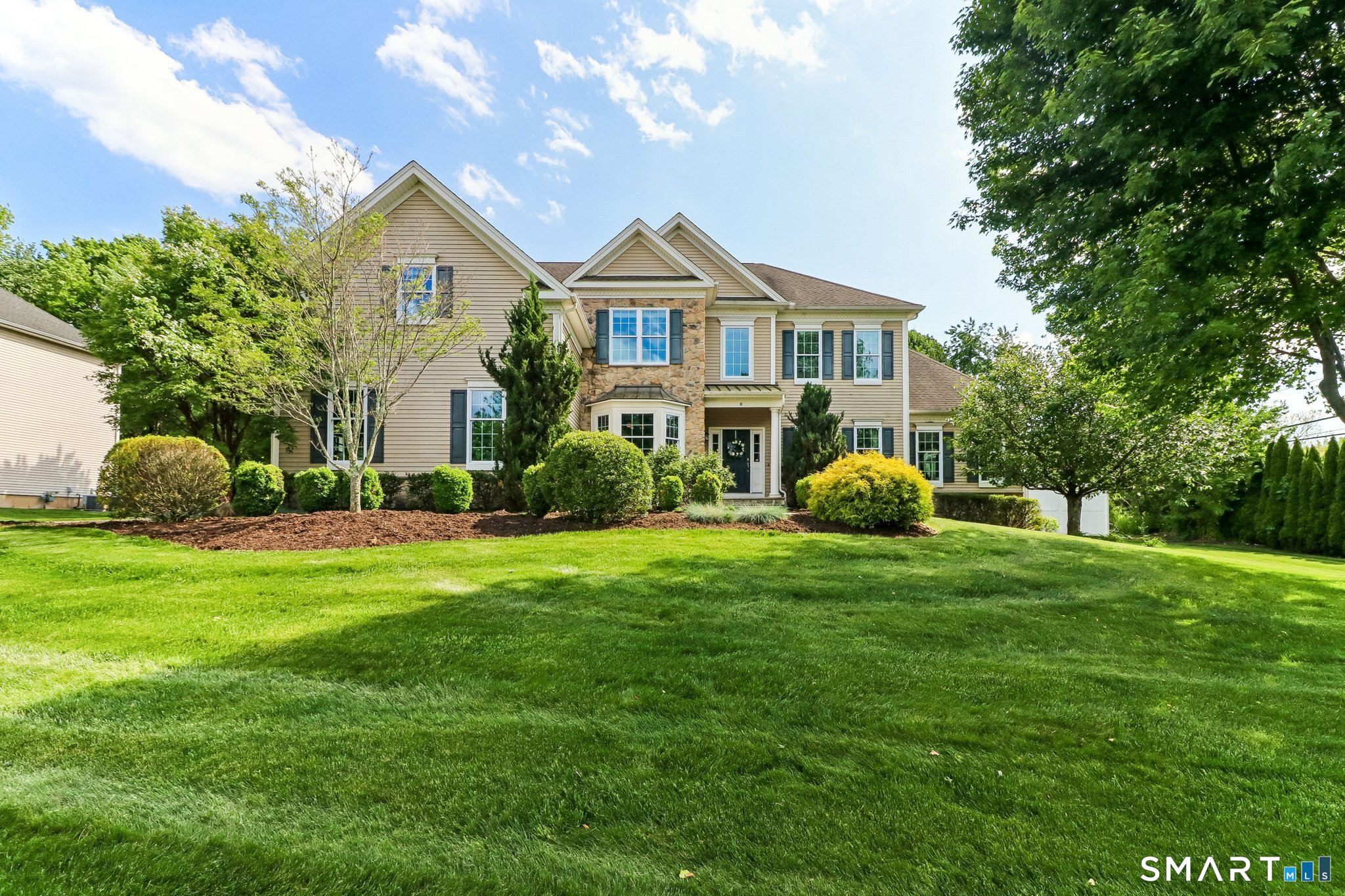 8 Rochela Drive