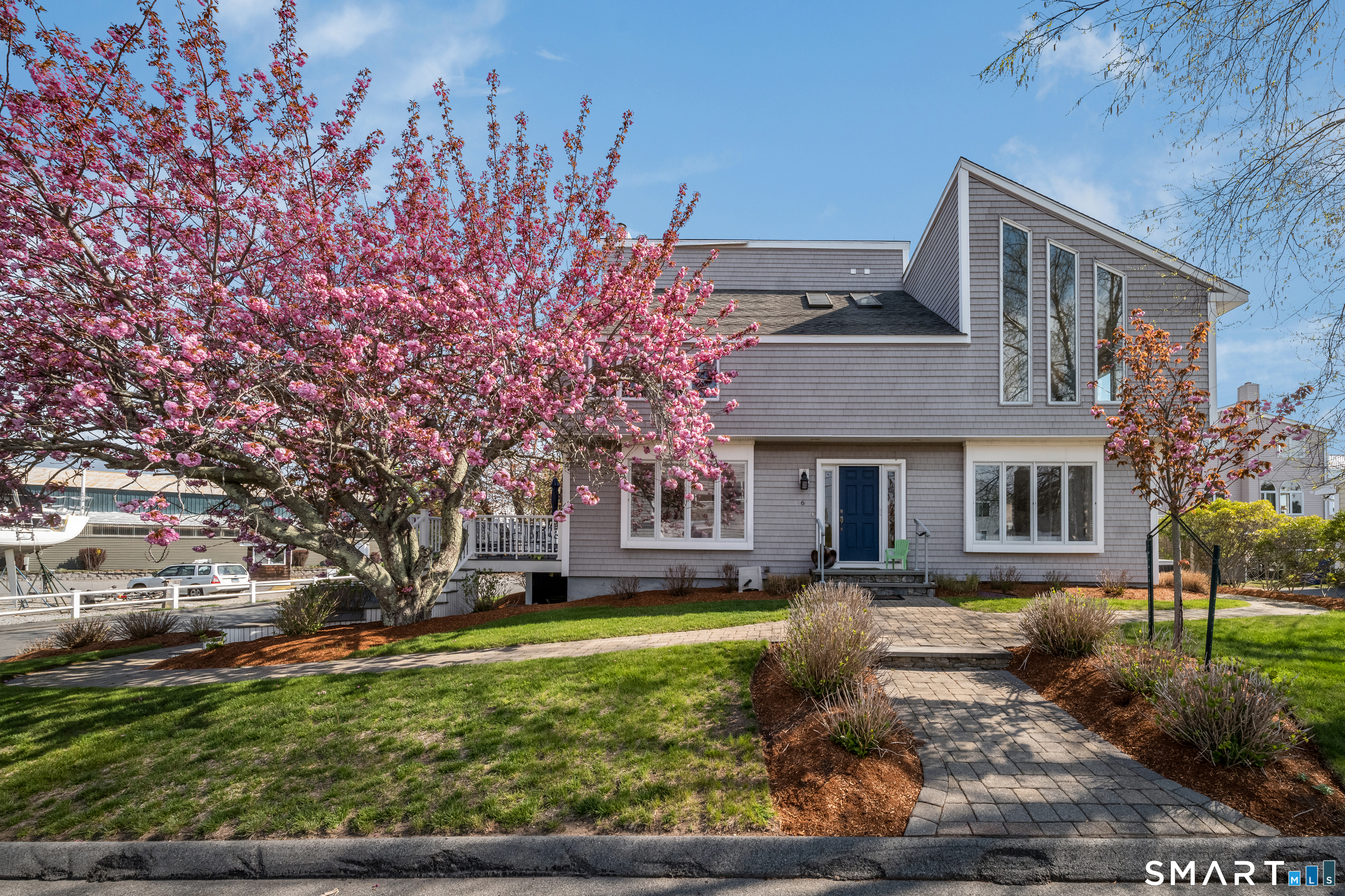 Homes for sale in Westbrook, CT | 6 Leeway Dr, Westbrook, CT 06498 | MLS# 24164499