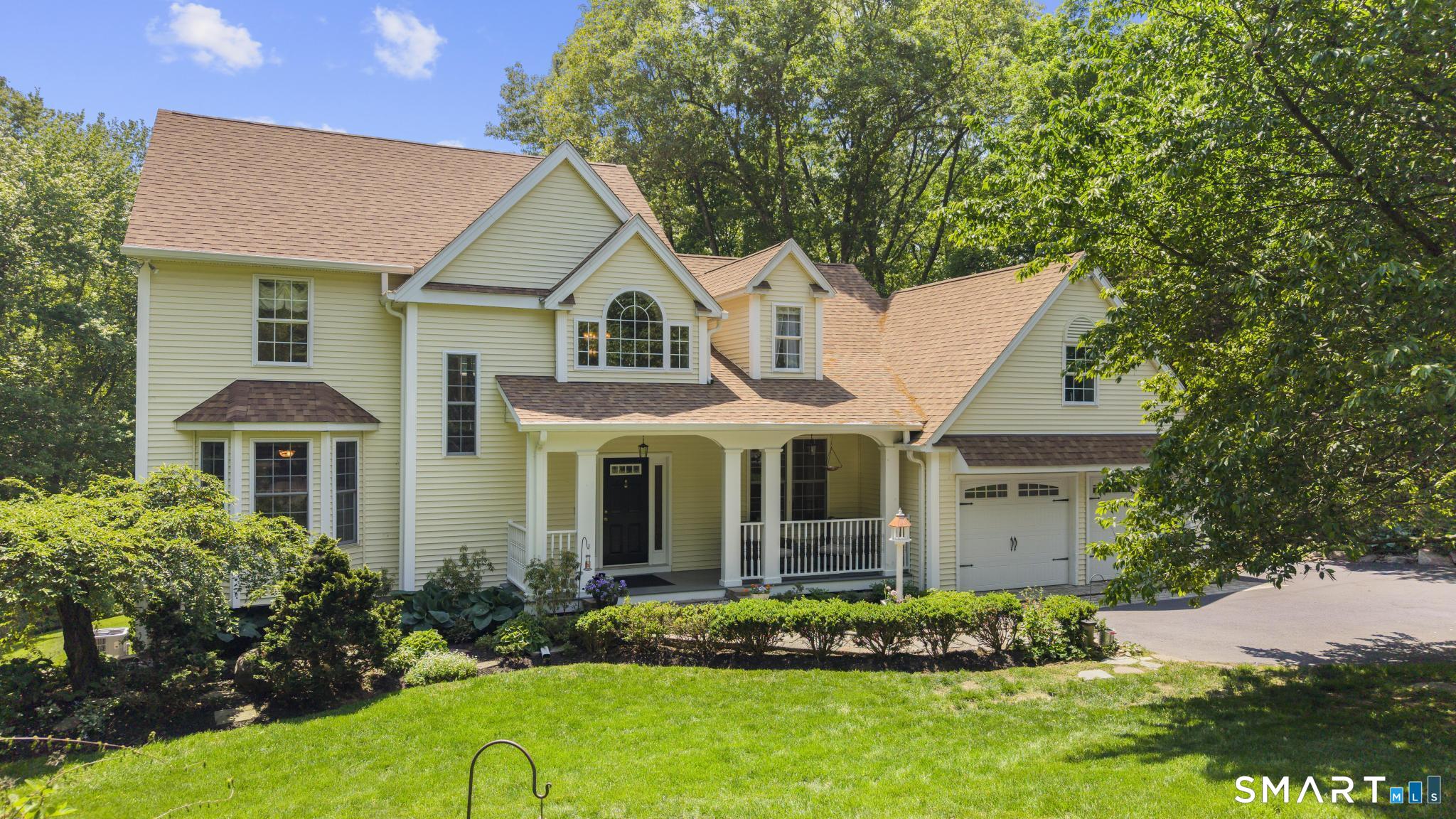 Homes for sale in Oxford, CT | 14 Wychwood Ln, Oxford, CT 06478 | MLS# 24177016