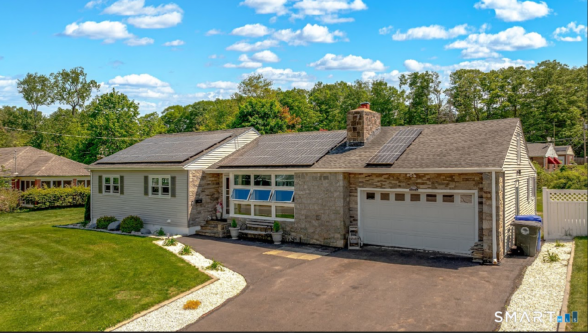 Homes for sale in Torrington, CT | 289 Pineridge Rd, Torrington, CT 06790 | MLS# 24174522