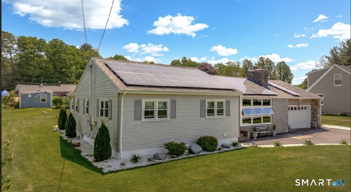 Homes for sale in Torrington, CT | 289 Pineridge Rd, Torrington, CT 06790 | MLS# 24174522