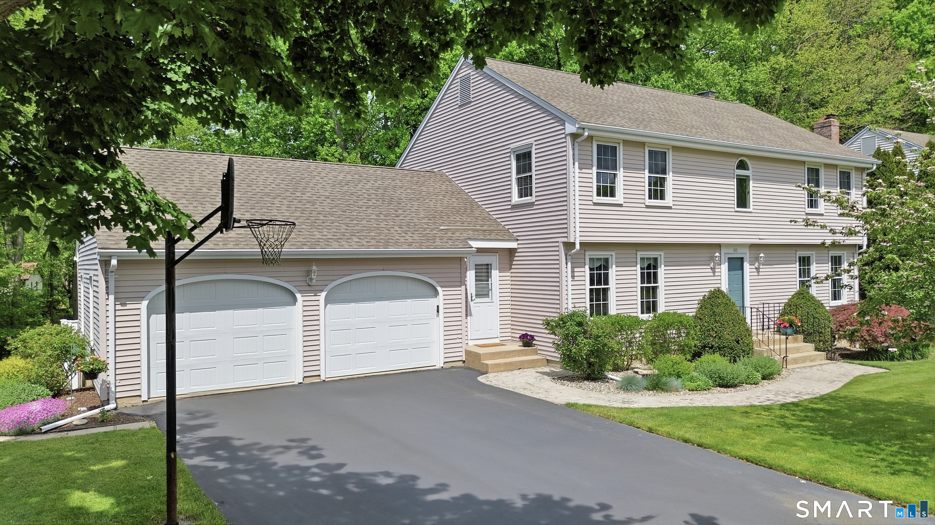 Homes for sale in South Windsor, CT | 480 Quarry Brook Dr, South Windsor, CT 06074 | MLS# 24177678