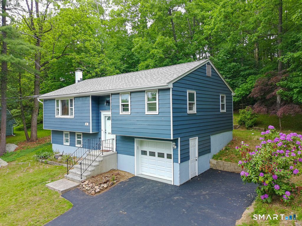 17 Rhoda Lane