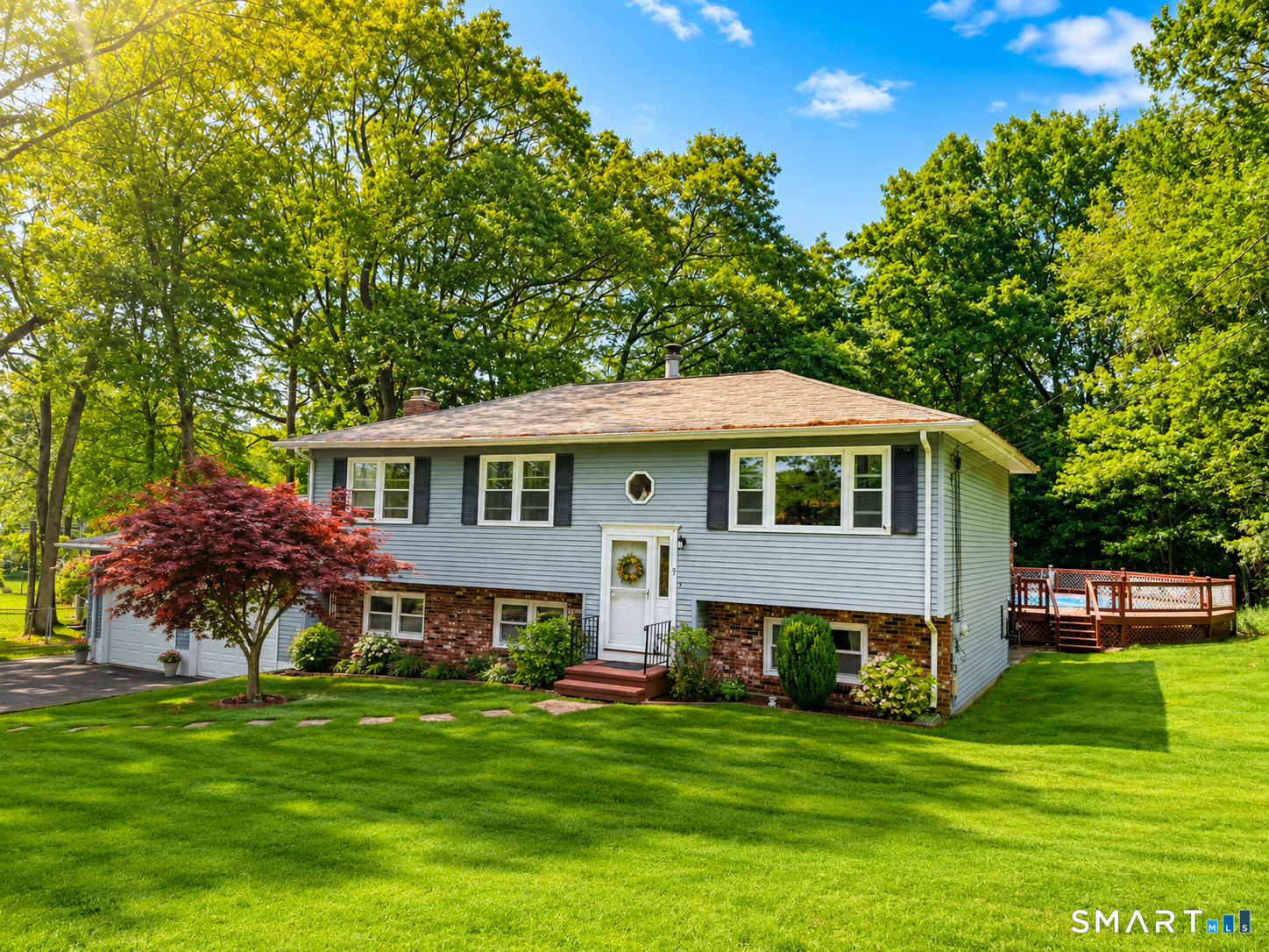 9 Garry Drive