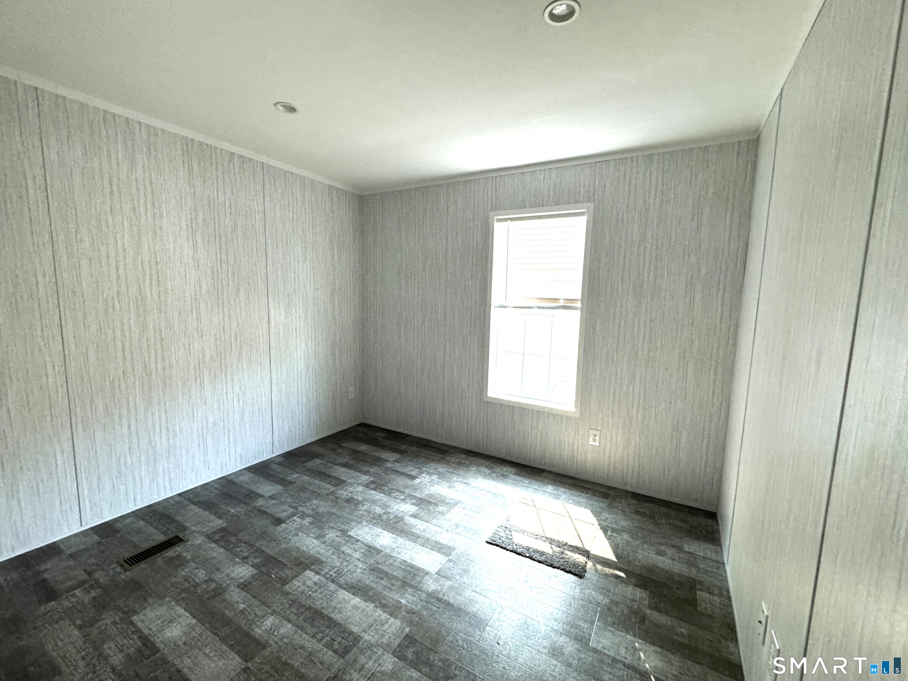 Homes for sale in East Hartford, CT | 441 Main St #1006, East Hartford, CT 06118 | MLS# 24177834