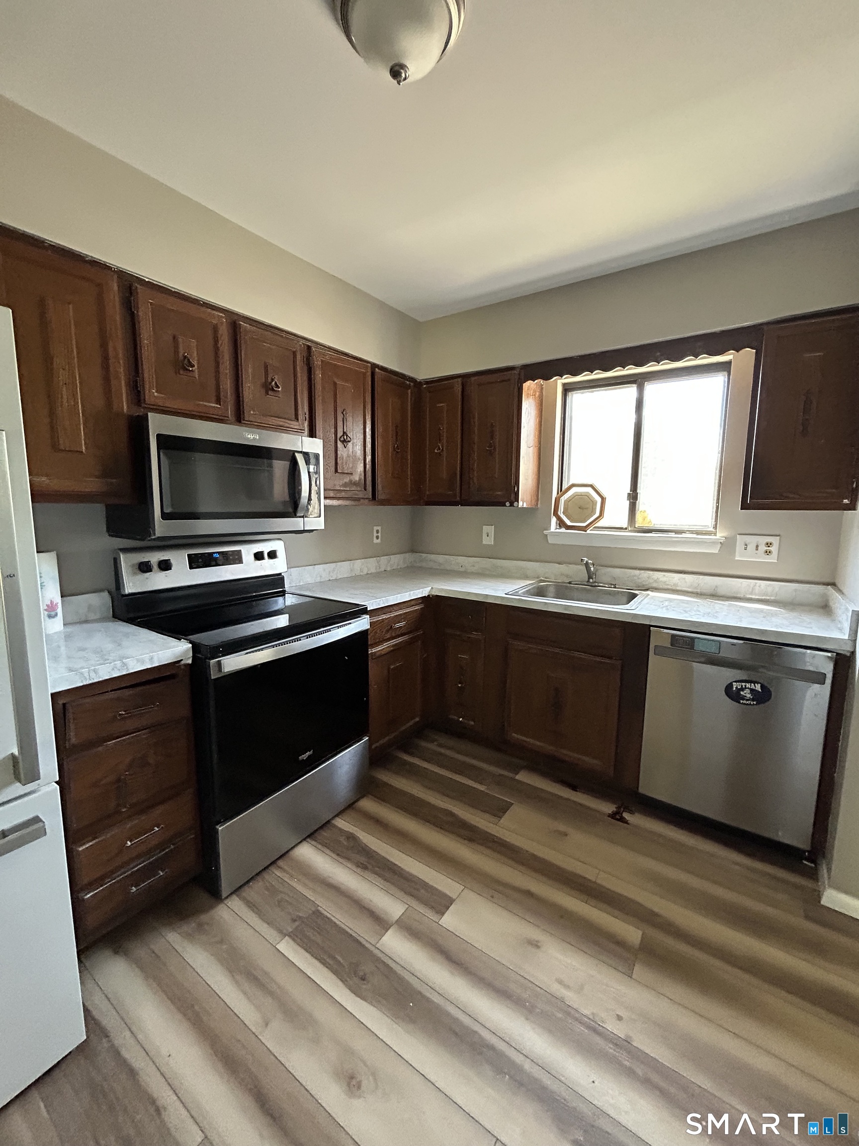Homes for sale in Meriden, CT | 243 Sterling Vlg #243, Meriden, CT 06450 | MLS# 24168320