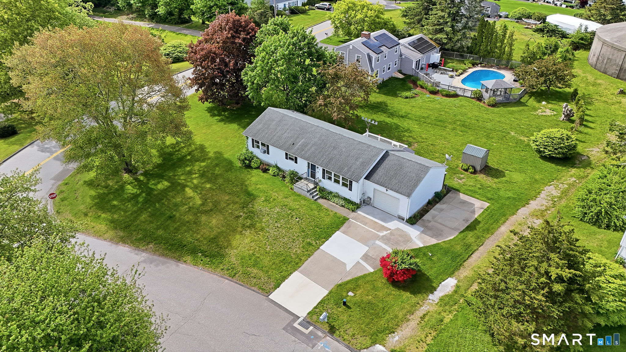Homes for sale in Stonington, CT | 18 Billings St, Stonington, CT 06379 | MLS# 24178008