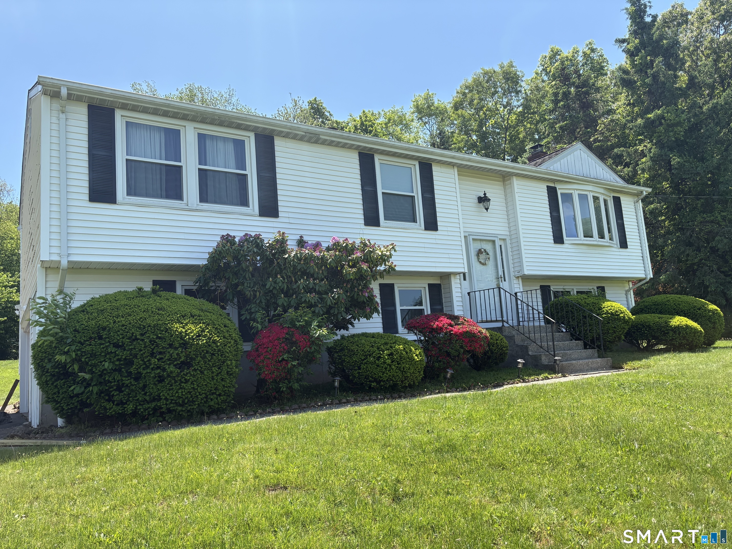 769 Middletown Avenue