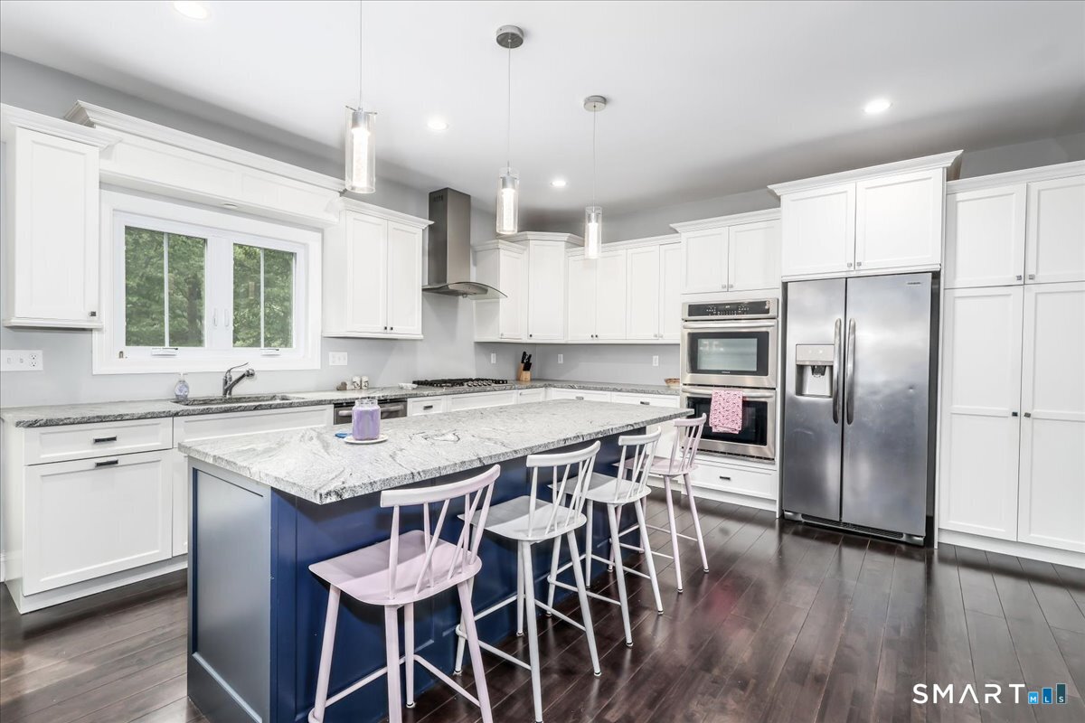 Homes for sale in Bethel, CT | 127 Putnam Park Rd, Bethel, CT 06801 | MLS# 24178061