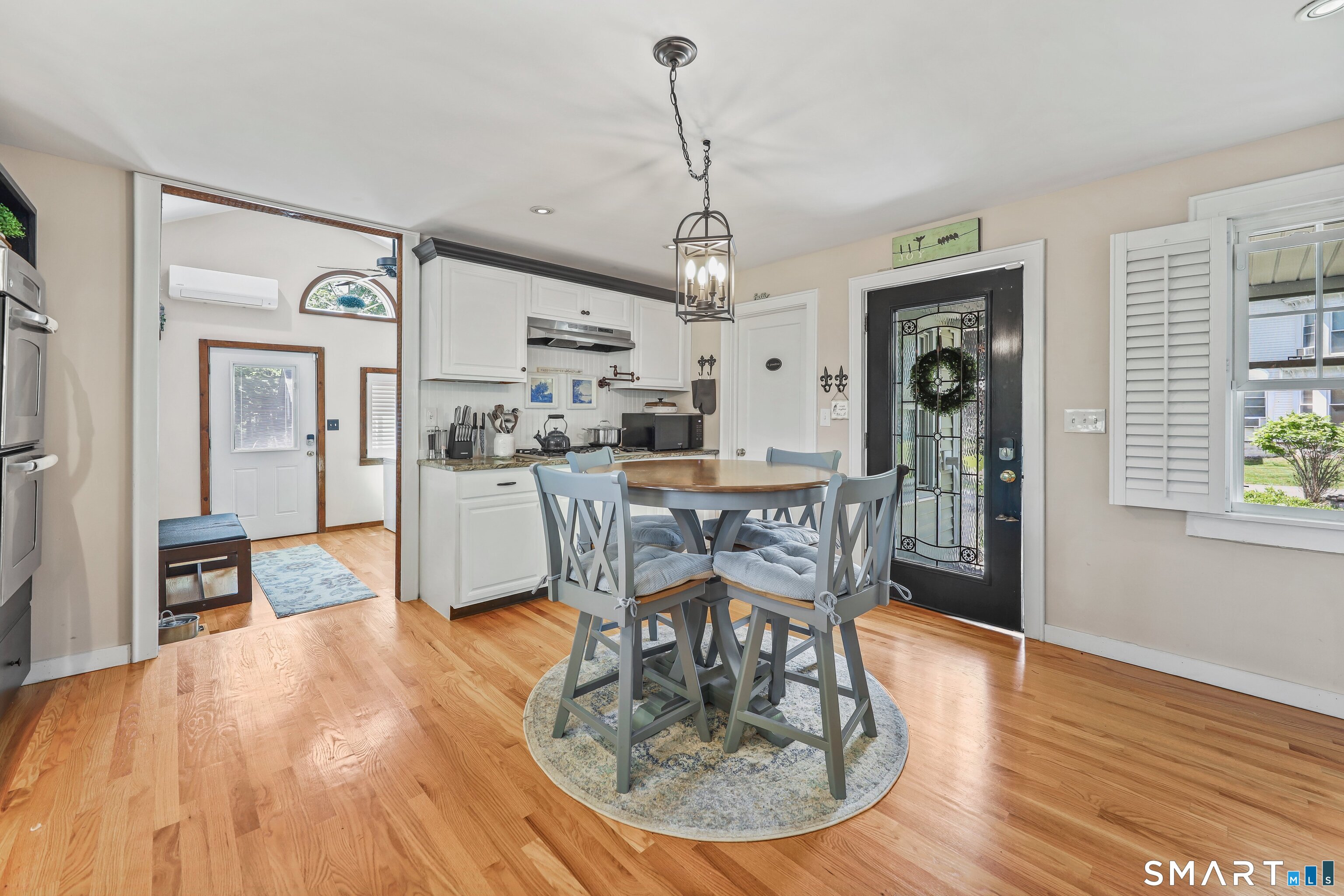 Homes for sale in Cheshire, CT | 327 W Main St, Cheshire, CT 06410 | MLS# 24177431