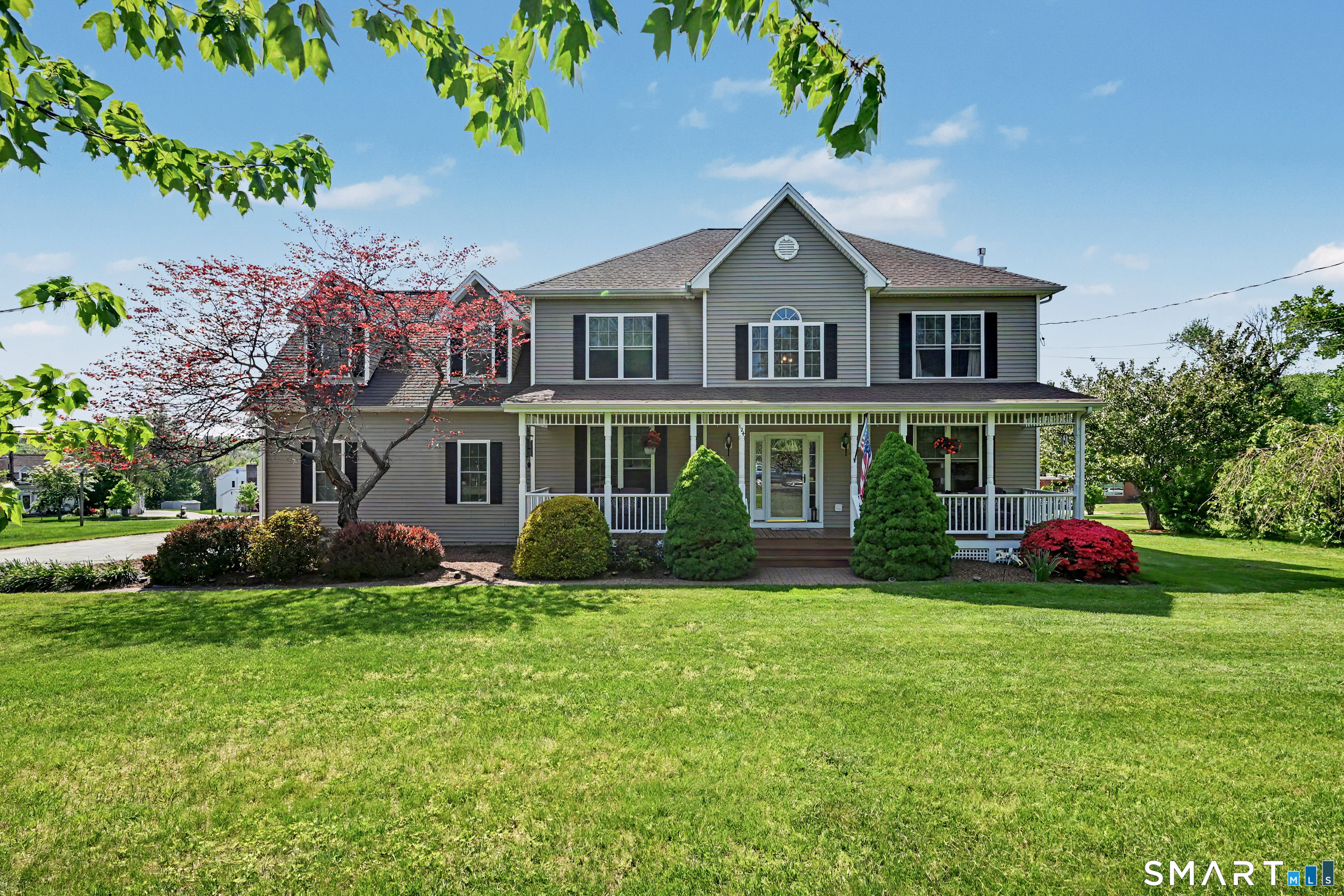 Homes for sale in Branford, CT | 124 Damascus Rd, Branford, CT 06405 | MLS# 24175955