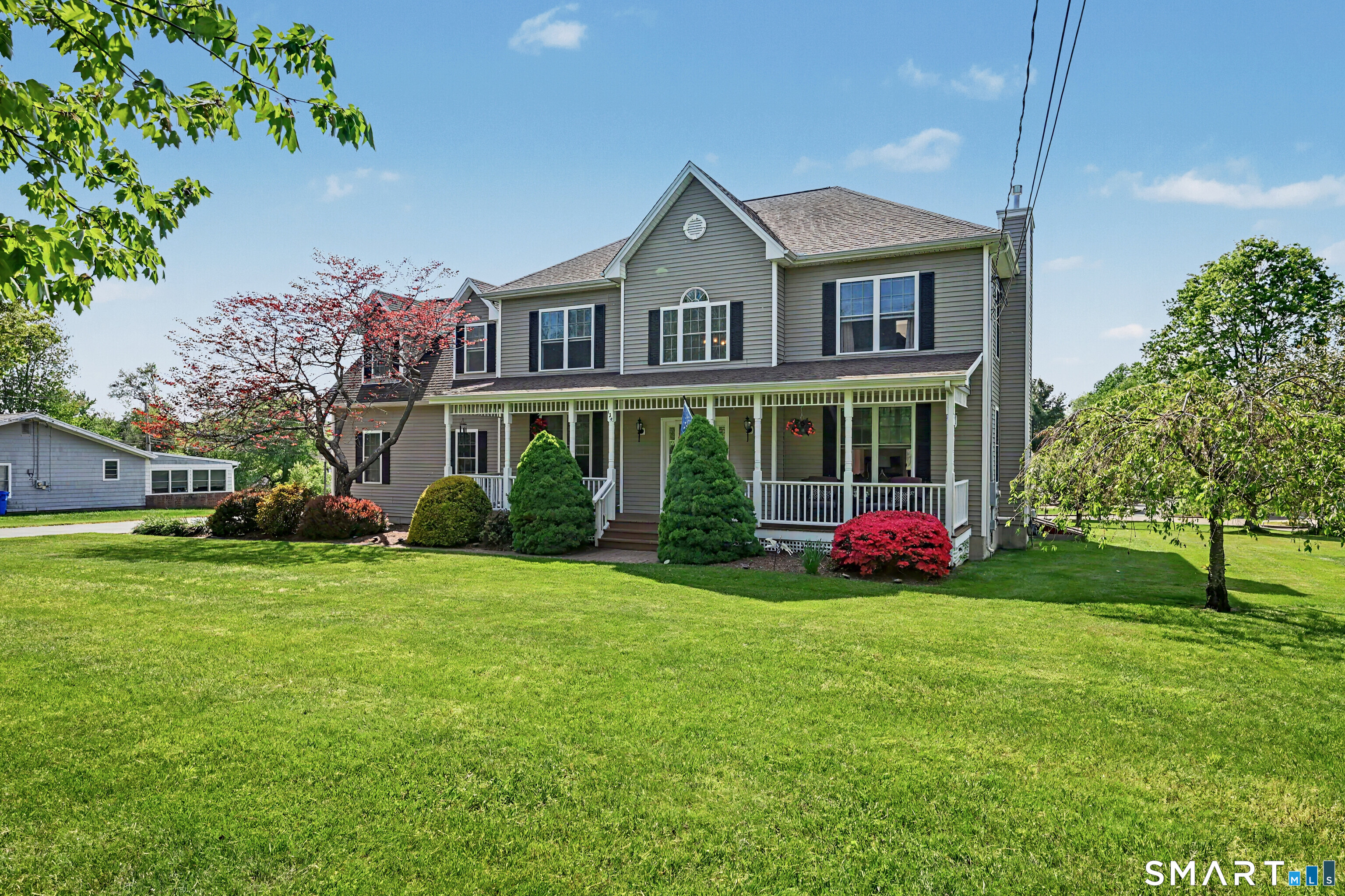 Homes for sale in Branford, CT | 124 Damascus Rd, Branford, CT 06405 | MLS# 24175955