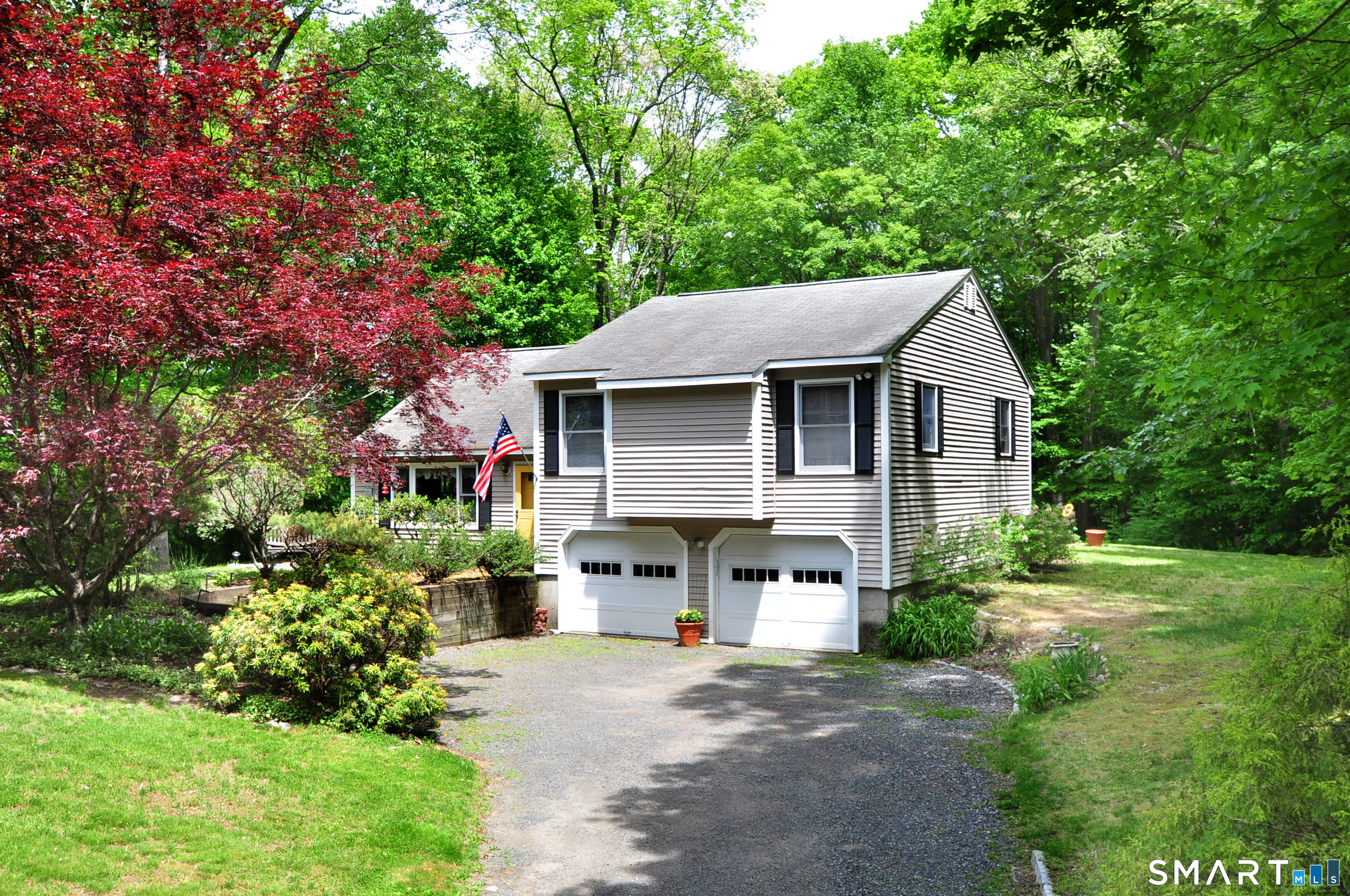 Homes for sale in Woodbury, CT | 104 Hard Hill Rd, Woodbury, CT 06798 | MLS# 24178085