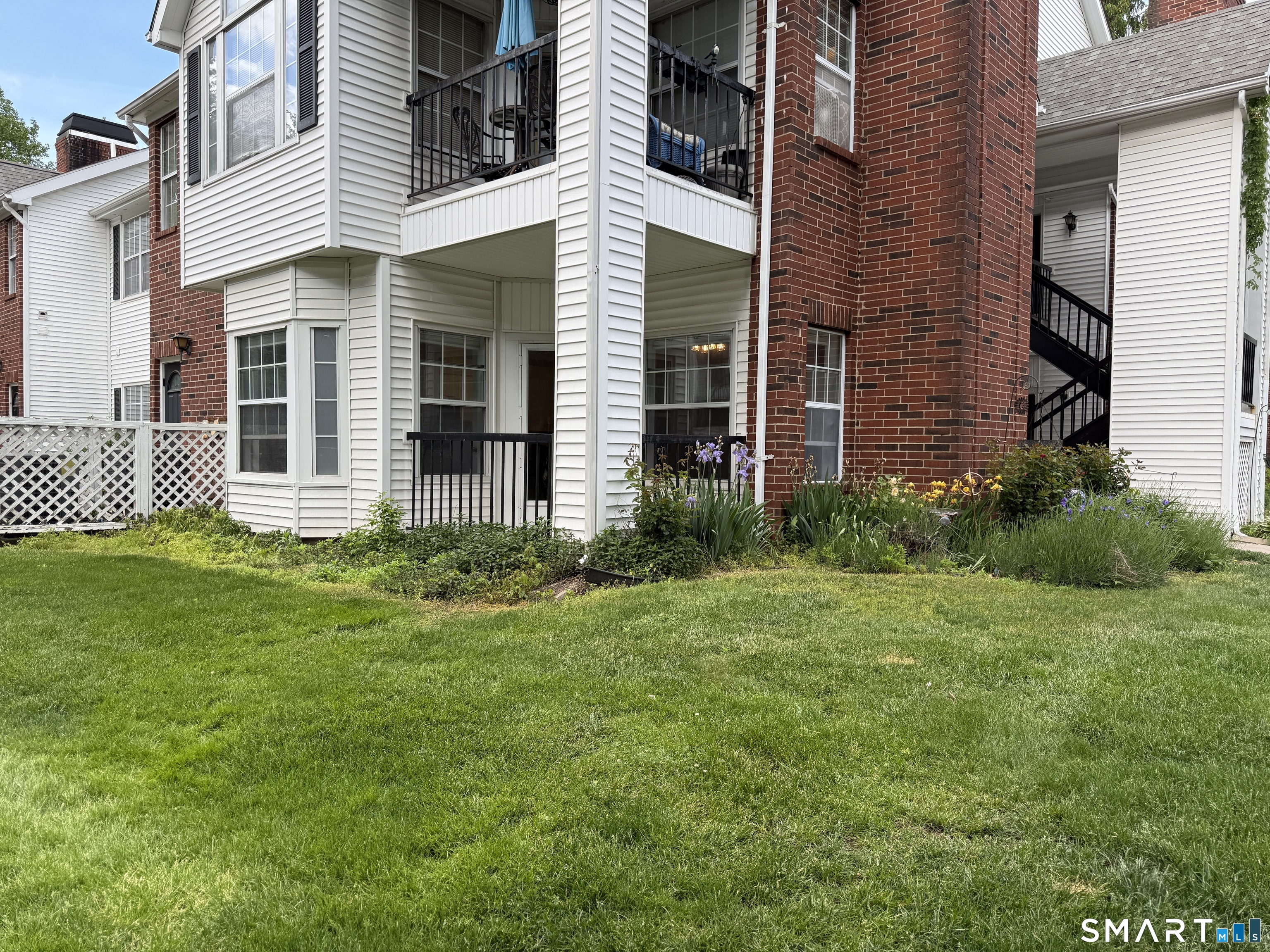 Homes for sale in East Hartford, CT | 31 High St #9102, East Hartford, CT 06118 | MLS# 24177039