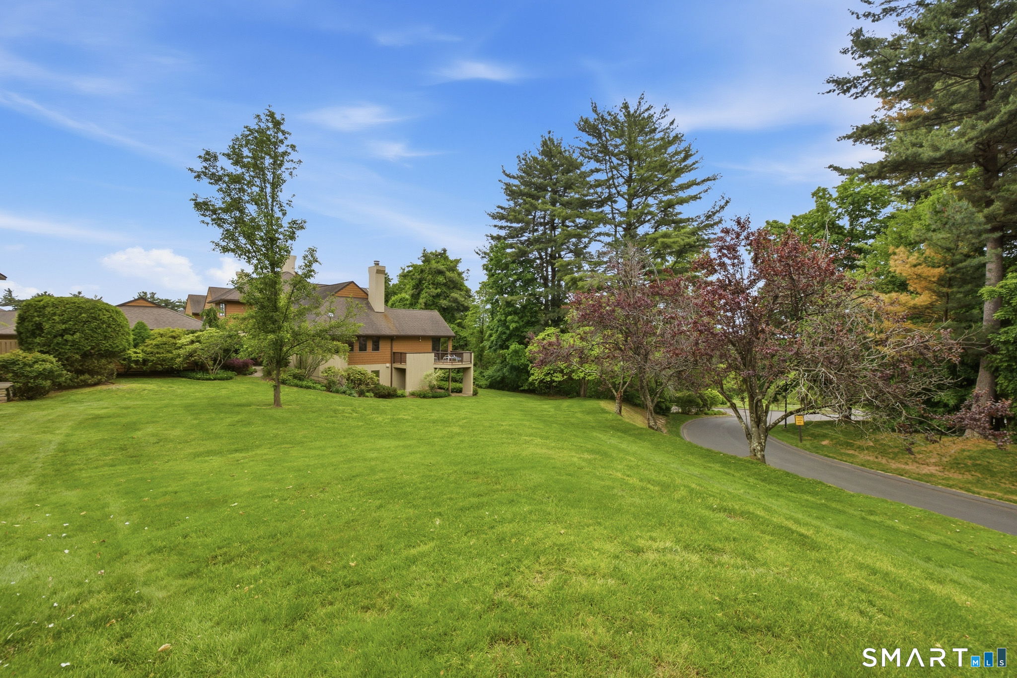 Homes for sale in Bloomfield, CT | 4 Biltmore Park #4, Bloomfield, CT 06002 | MLS# 24168648