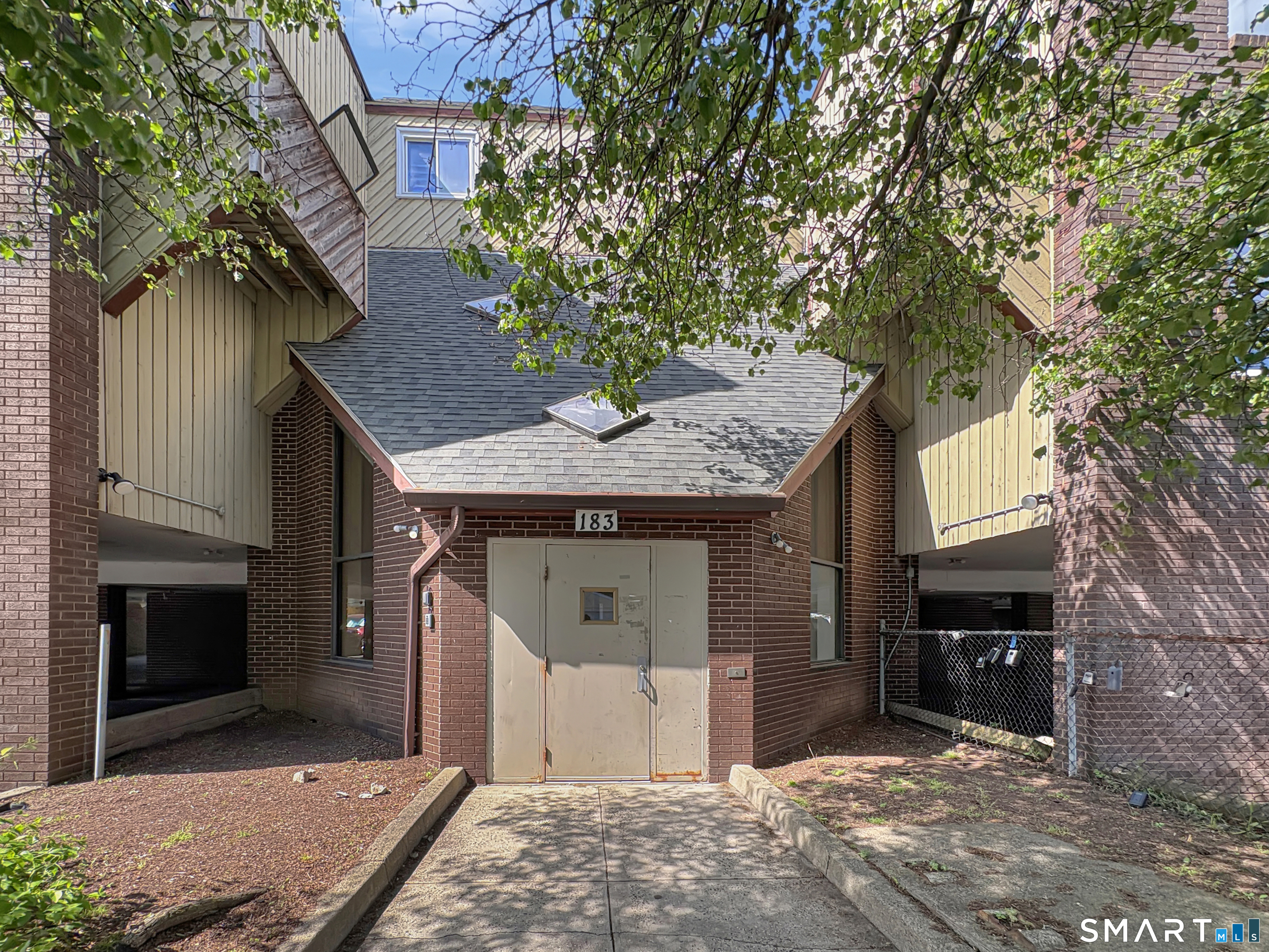 Homes for sale in Bridgeport, CT | 183 Livingston Pl #12, Bridgeport, CT 06610 | MLS# 24178394