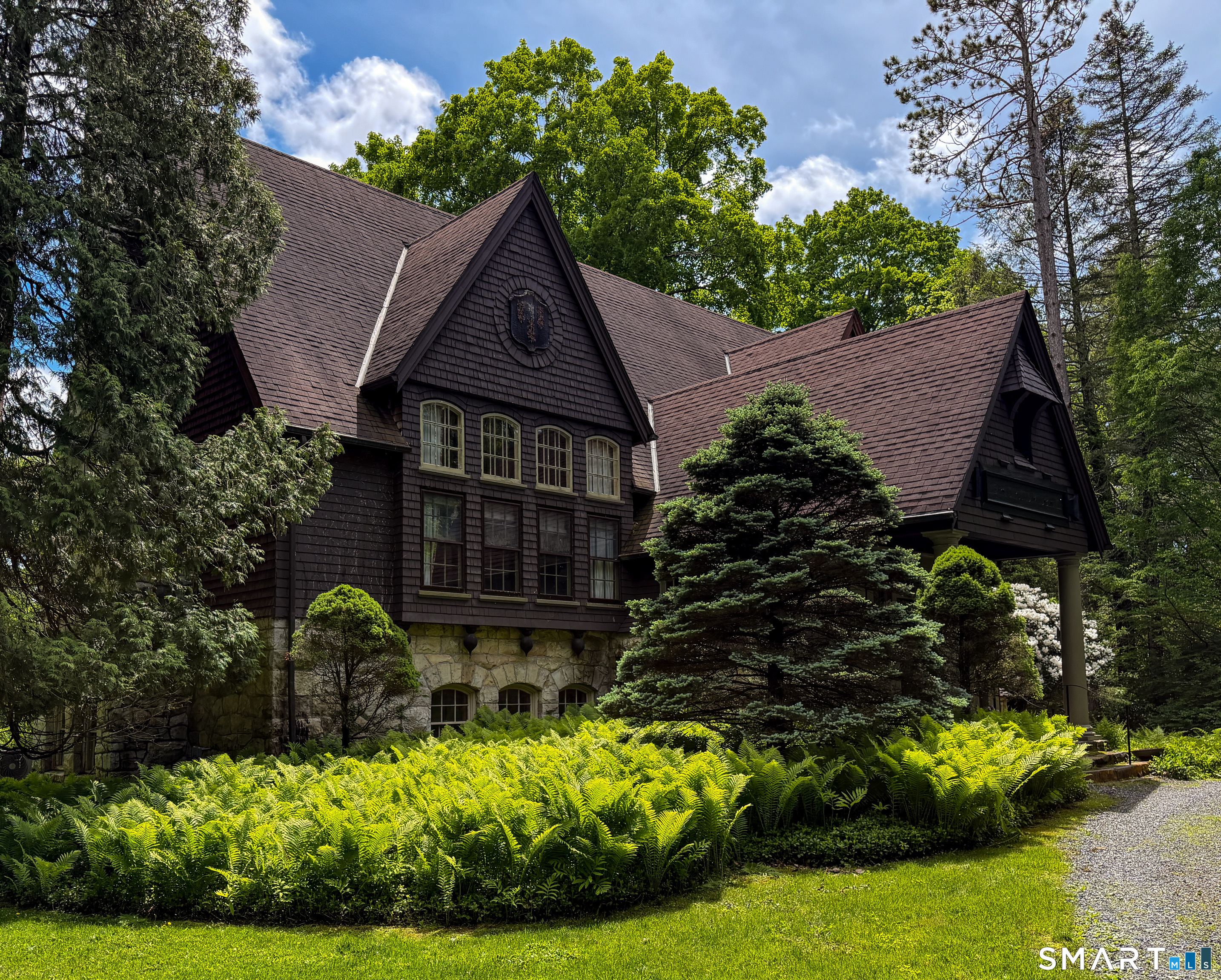 Homes for sale in Salisbury, CT | 552 Twin Lakes Rd, Salisbury, CT 06068 | MLS# 24145140