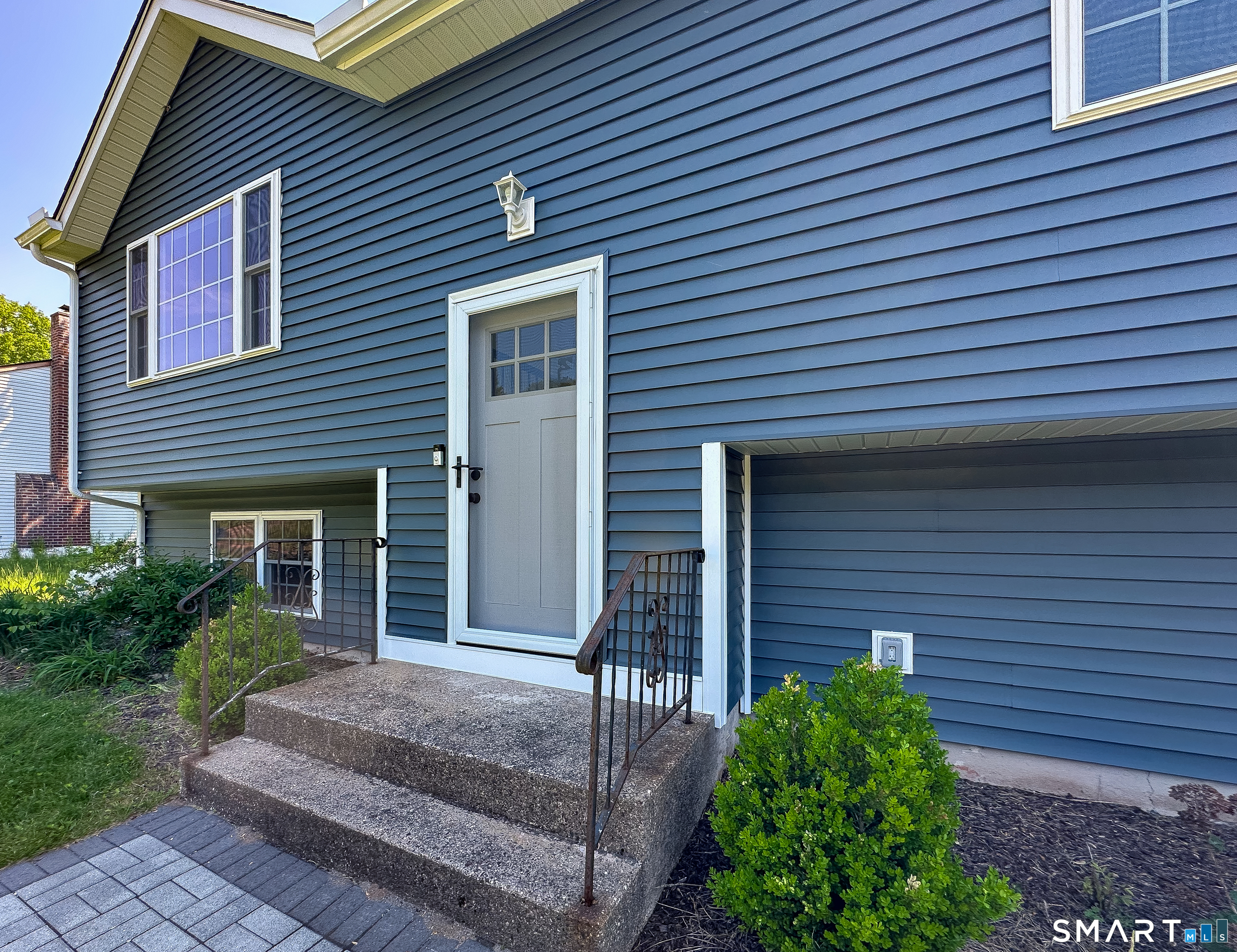 Homes for sale in Bristol, CT | 94 Winding Brook Rd, Bristol, CT 06010 | MLS# 24176682