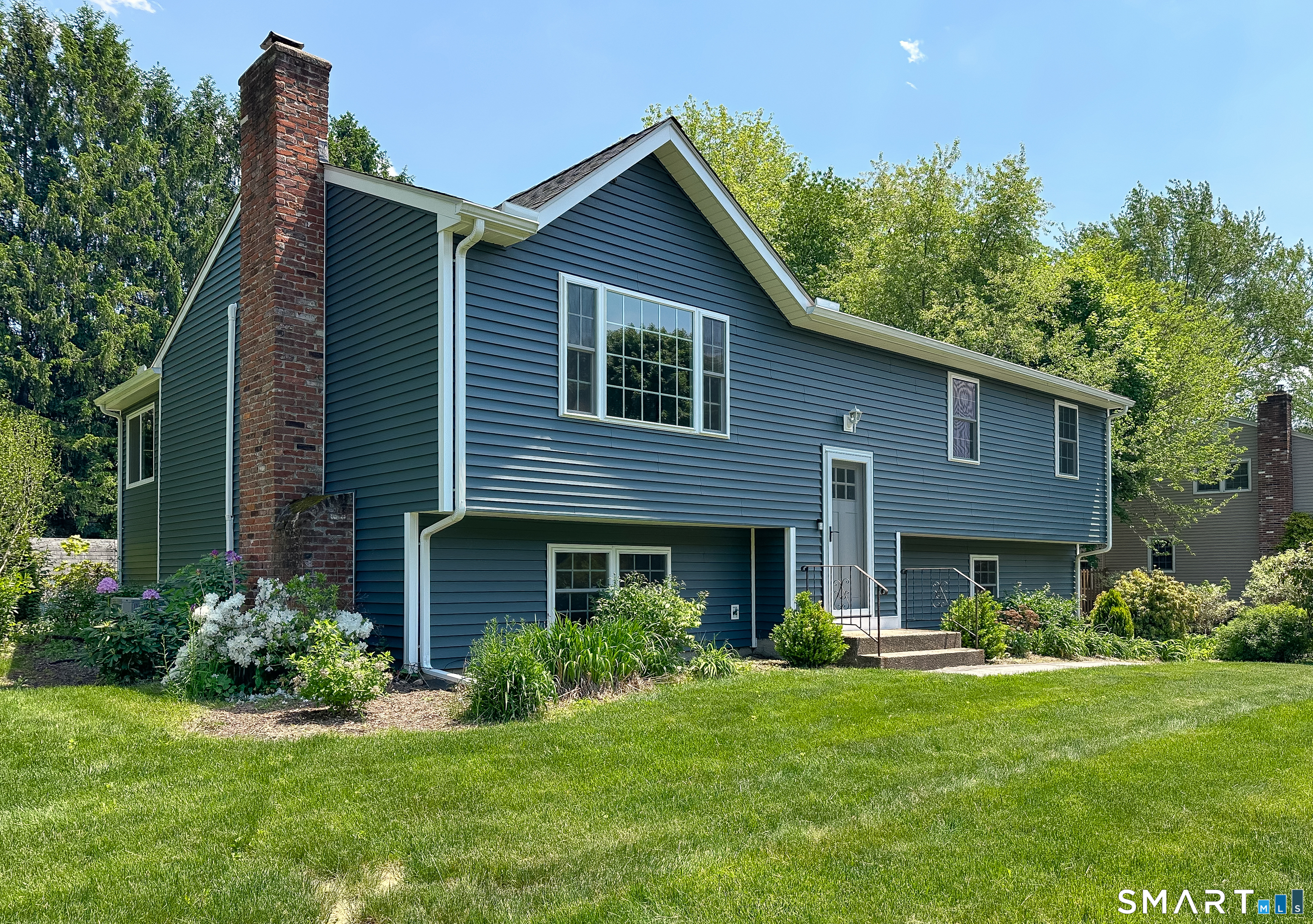 Homes for sale in Bristol, CT | 94 Winding Brook Rd, Bristol, CT 06010 | MLS# 24176682