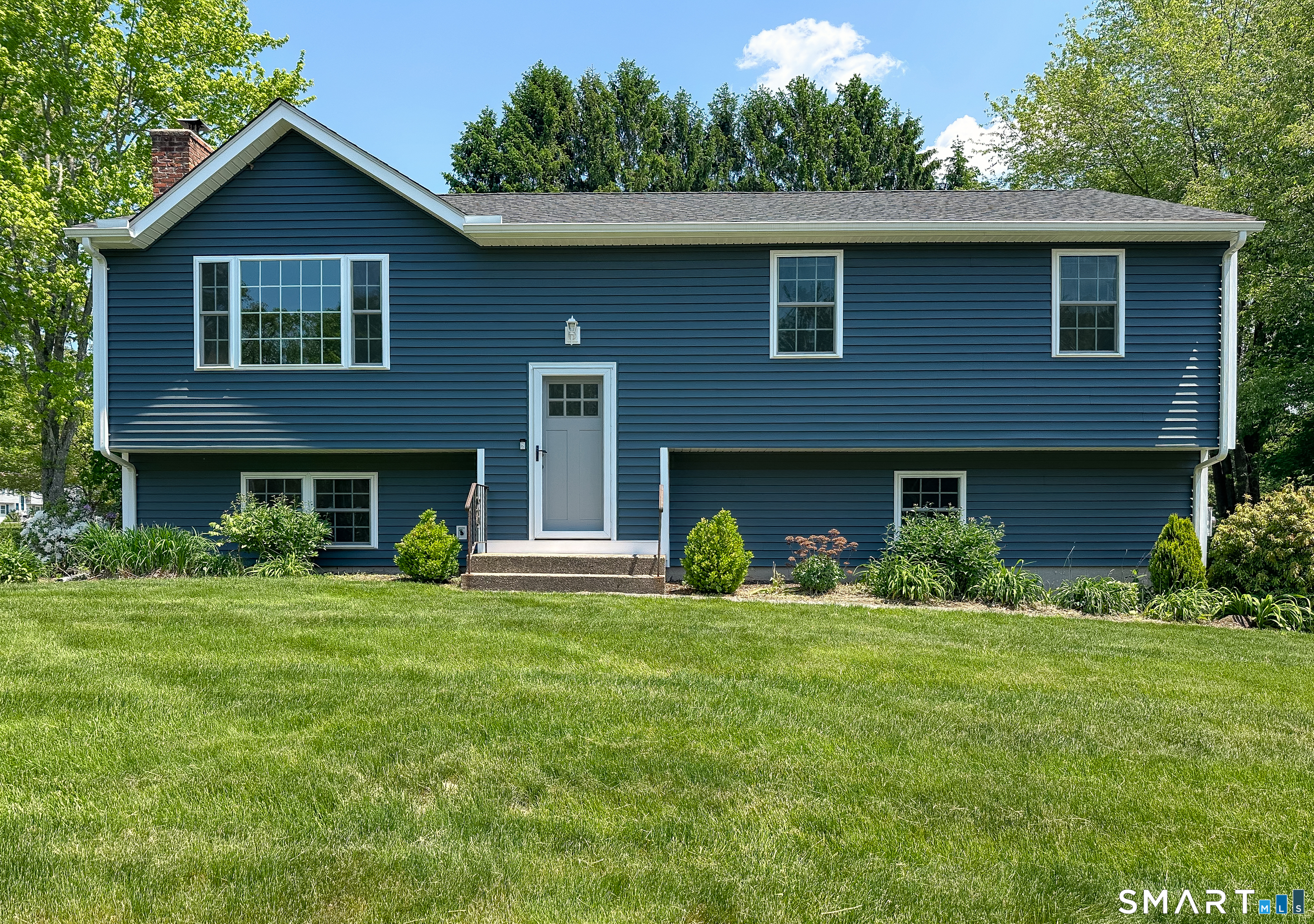 Homes for sale in Bristol, CT | 94 Winding Brook Rd, Bristol, CT 06010 | MLS# 24176682