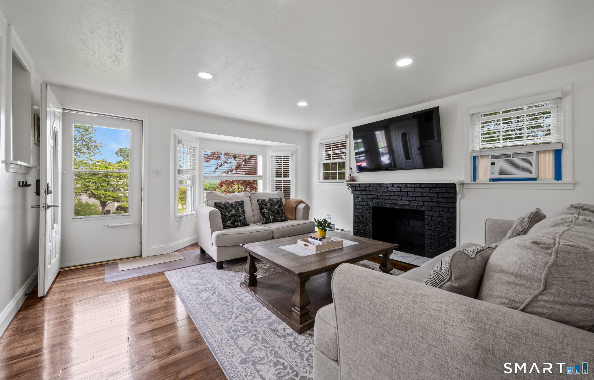 Homes for sale in Southington, CT | 46 Garden Gate Rd, Southington, CT 06489 | MLS# 24178593