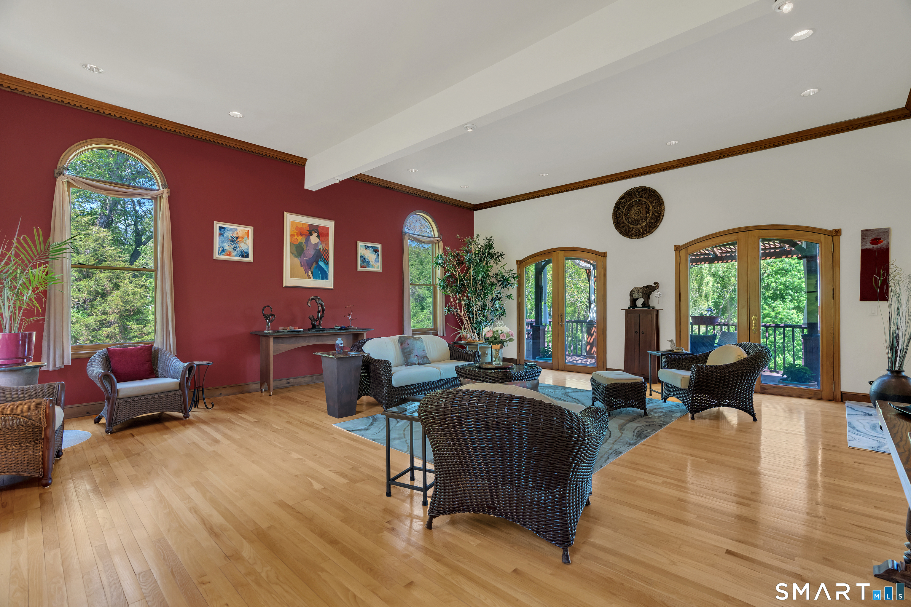 Homes for sale in Oxford, CT | 194 Quaker Farms Rd, Oxford, CT 06478 | MLS# 24176858