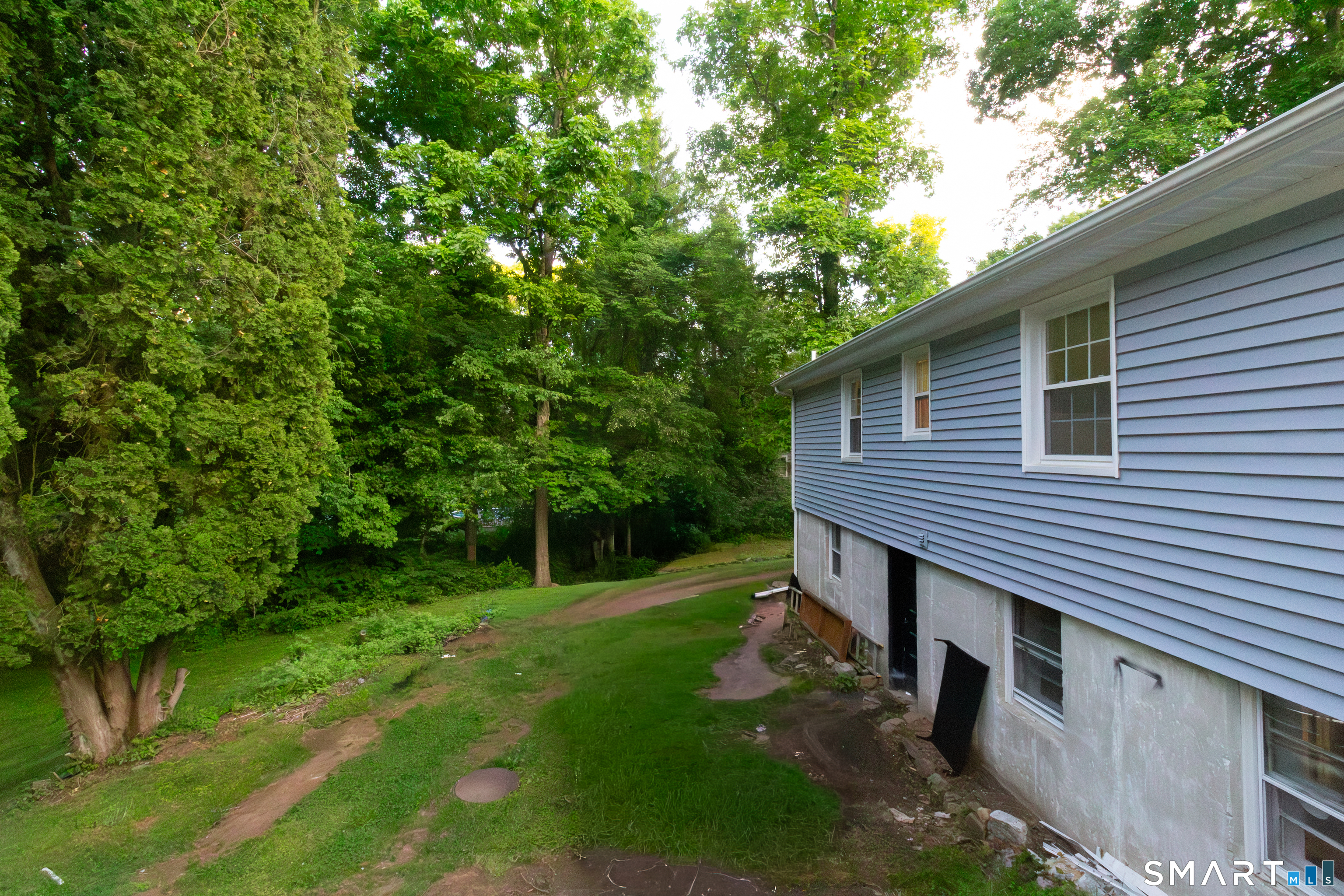 Homes for sale in Trumbull, CT | 23 Great Neck Rd, Trumbull, CT 06611 | MLS# 24177853
