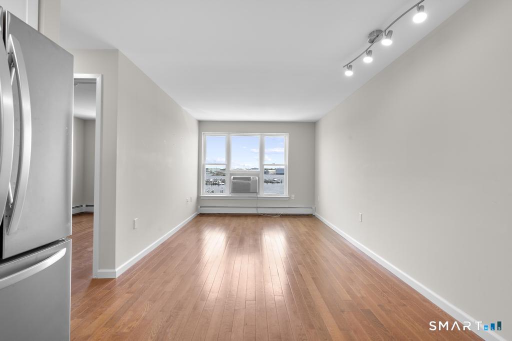 Homes for sale in New London, CT | 184 Pequot Ave #312, New London, CT 06320 | MLS# 24178251