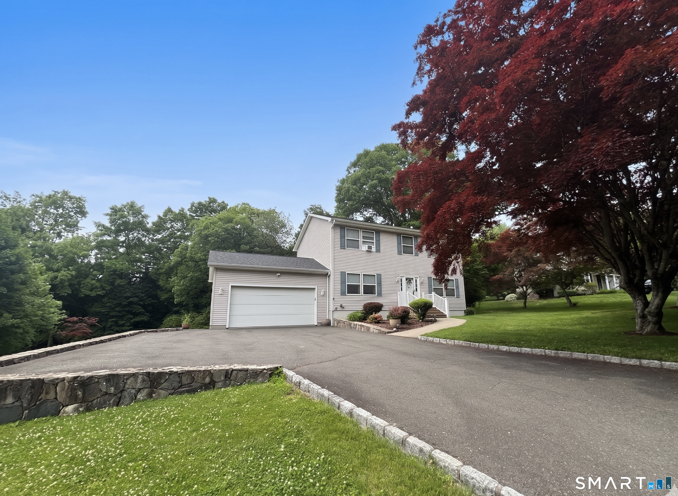 Homes for sale in Danbury, CT | 20 Driftway Rd, Danbury, CT 06811 | MLS# 24164052