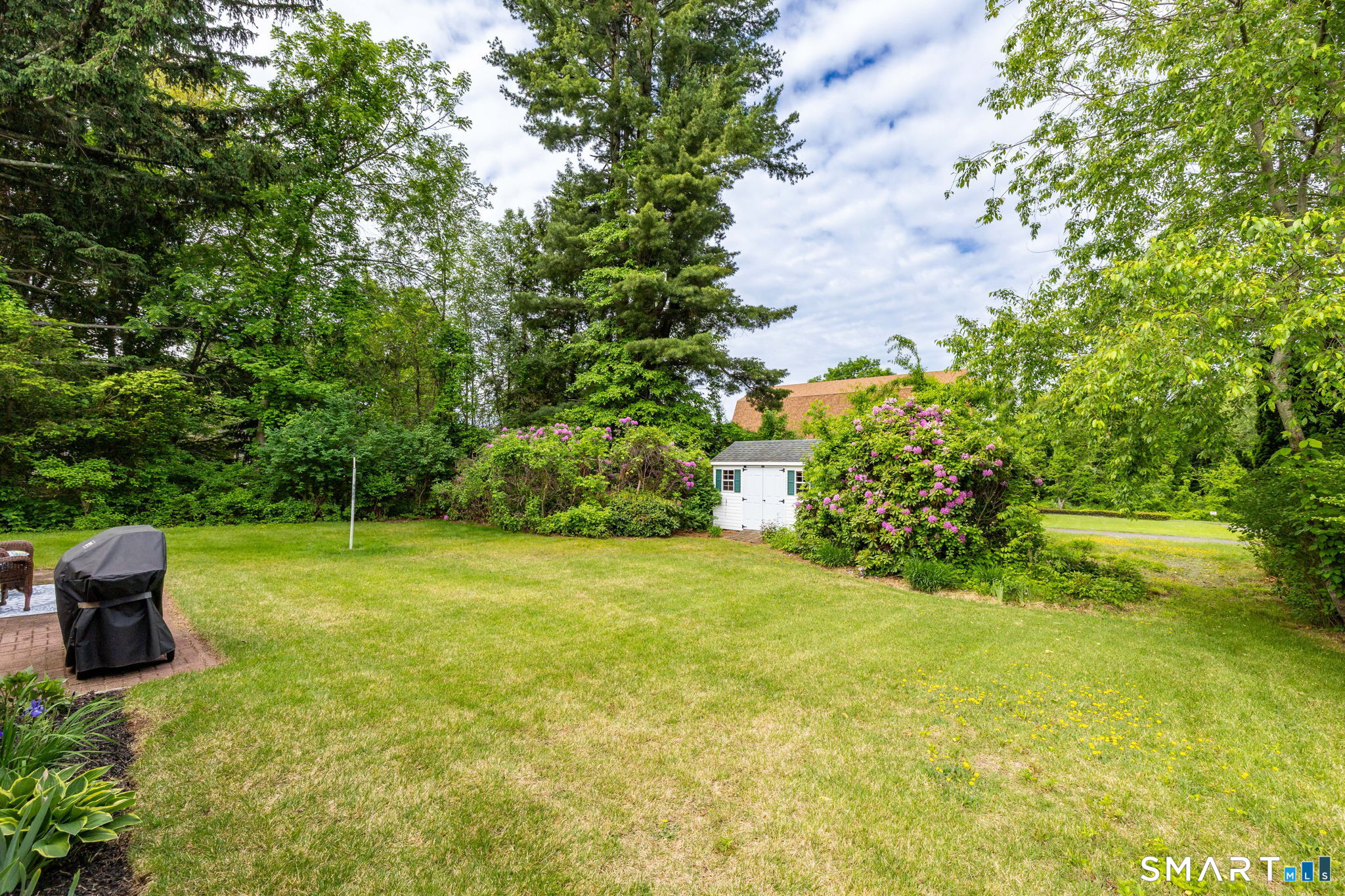 Homes for sale in East Hartford, CT | 17 Alexander Dr, East Hartford, CT 06118 | MLS# 24178344