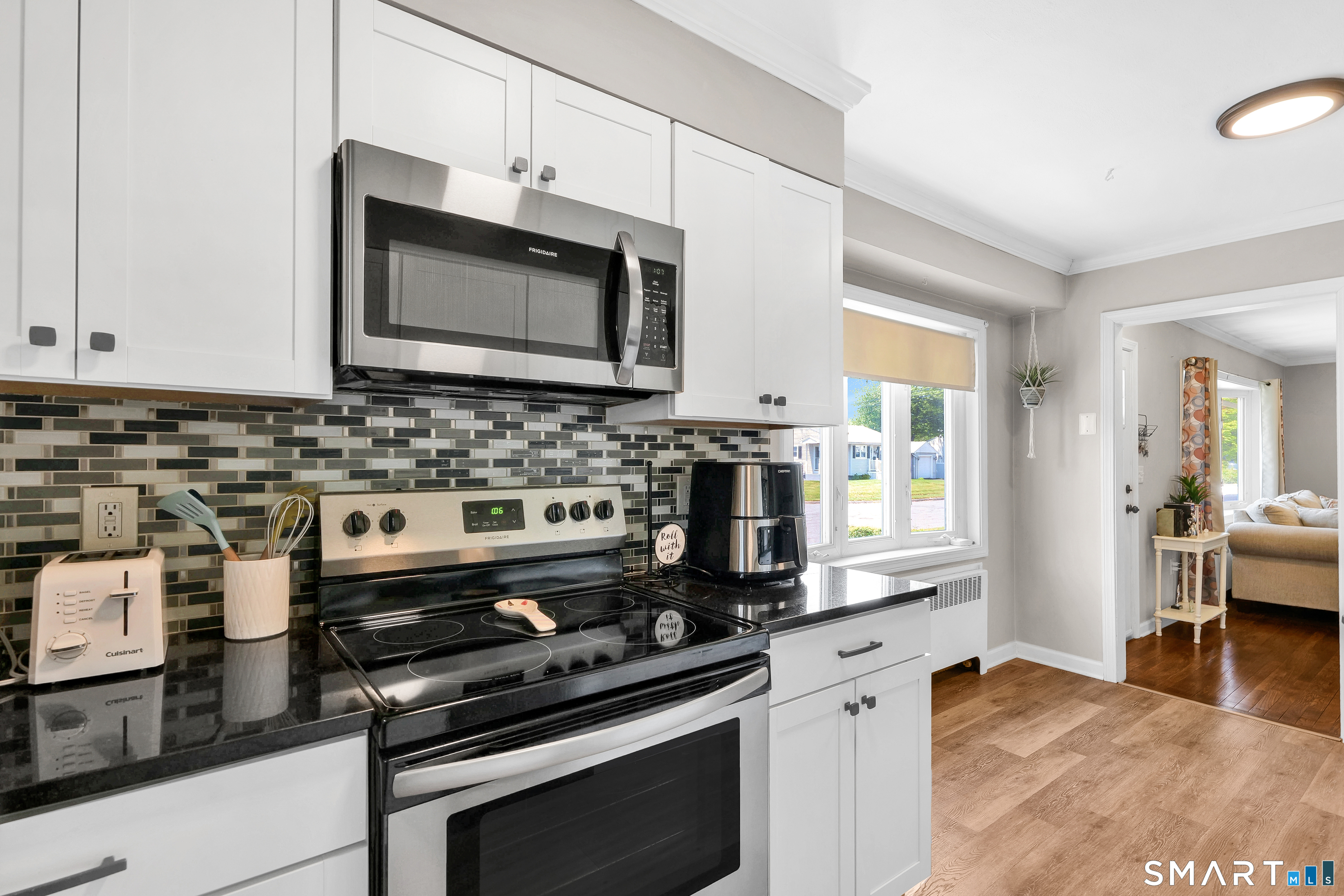 Homes for sale in East Hartford, CT | 14 Roxbury Rd, East Hartford, CT 06118 | MLS# 24178312