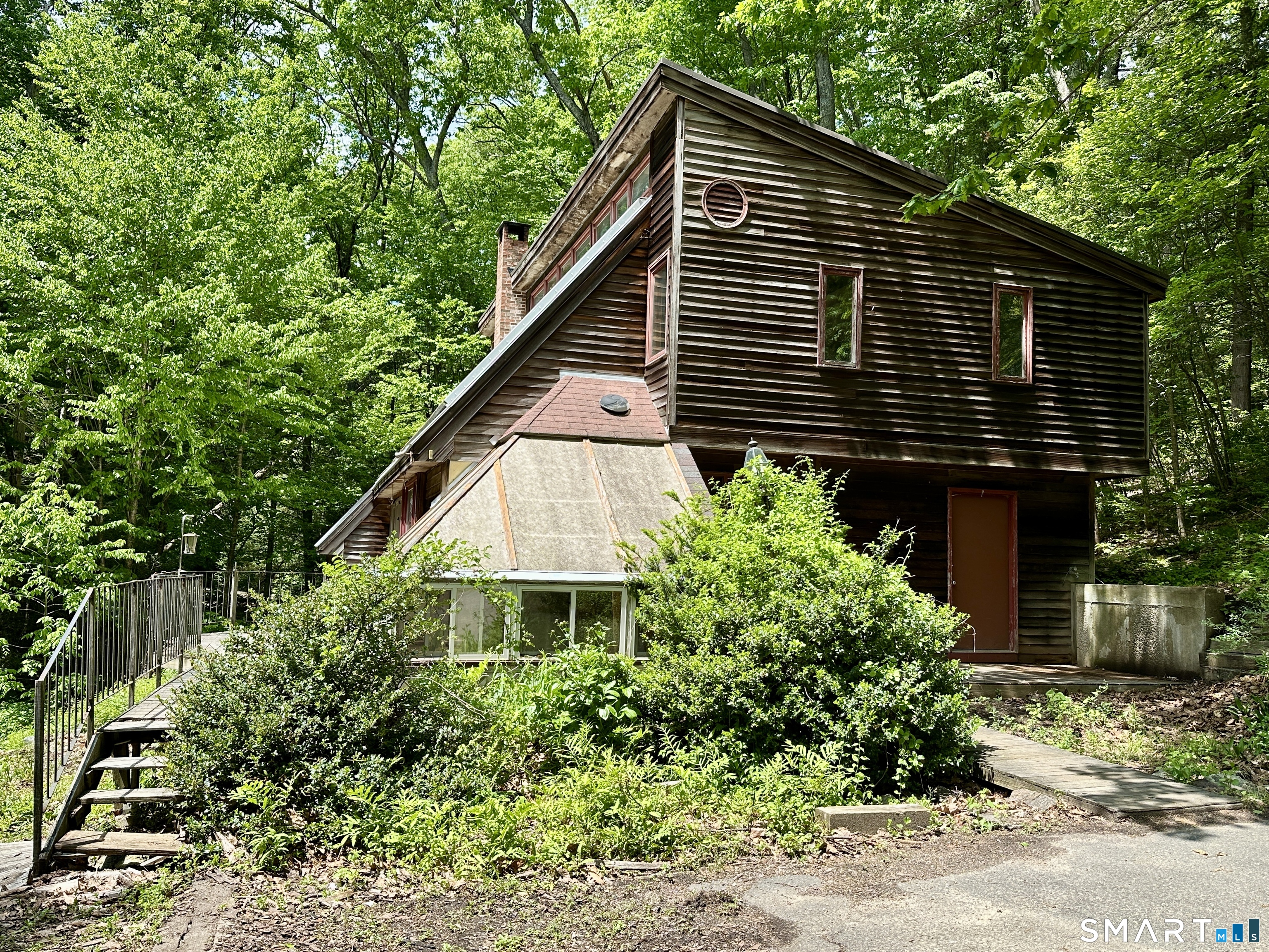 Homes for sale in Hartland, CT | 63 Fox Brook Rd, Hartland, CT 06027 | MLS# 24179001