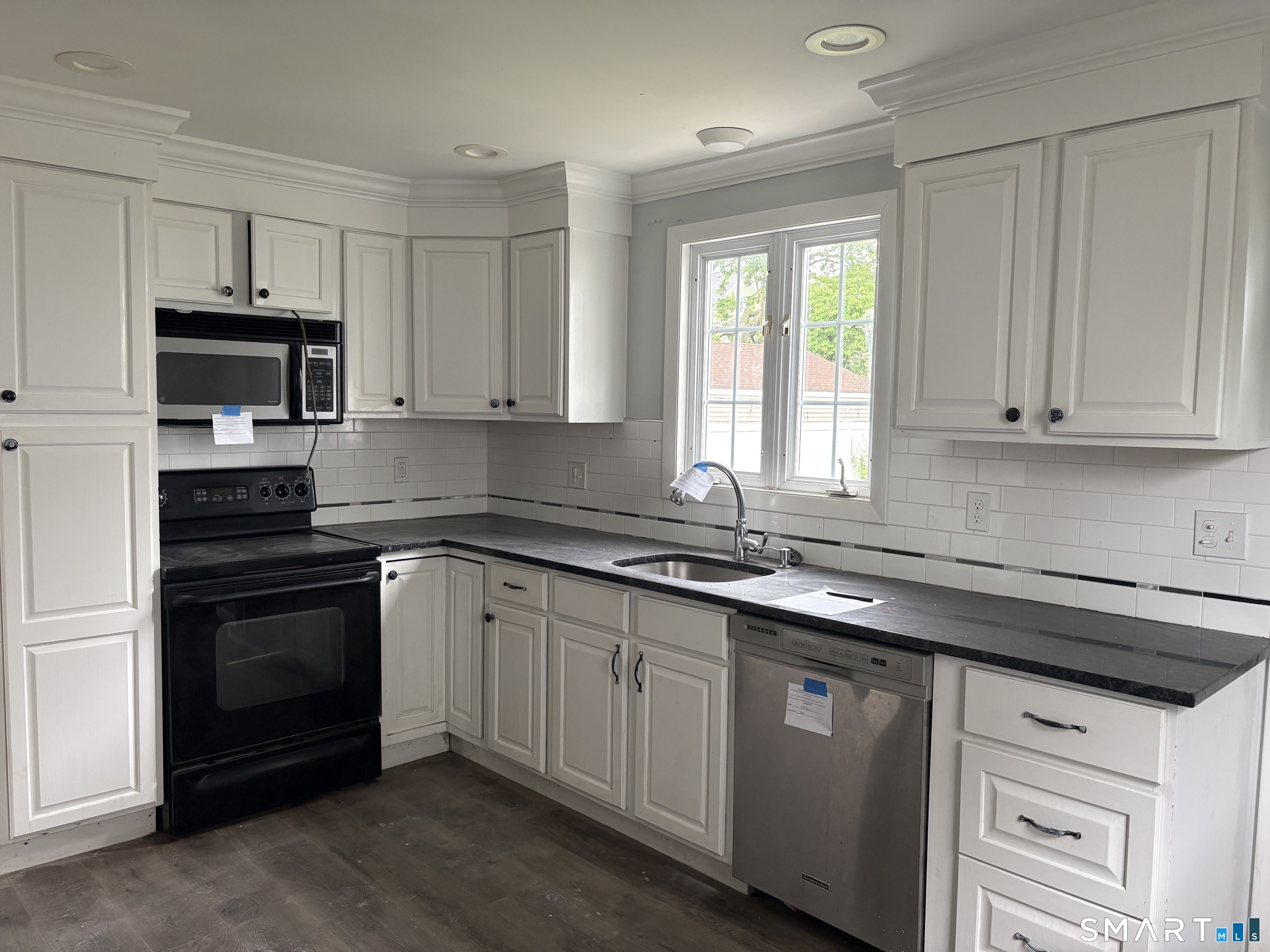 Homes for sale in Bridgeport, CT | 214 Iranistan Ave, Bridgeport, CT 06604 | MLS# 24179012